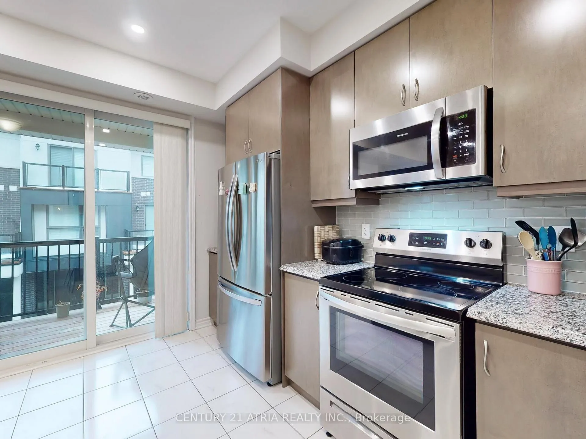Photo 7 of 55 Frederick Wilson Avenue, Markham, Cornell — HOMEH