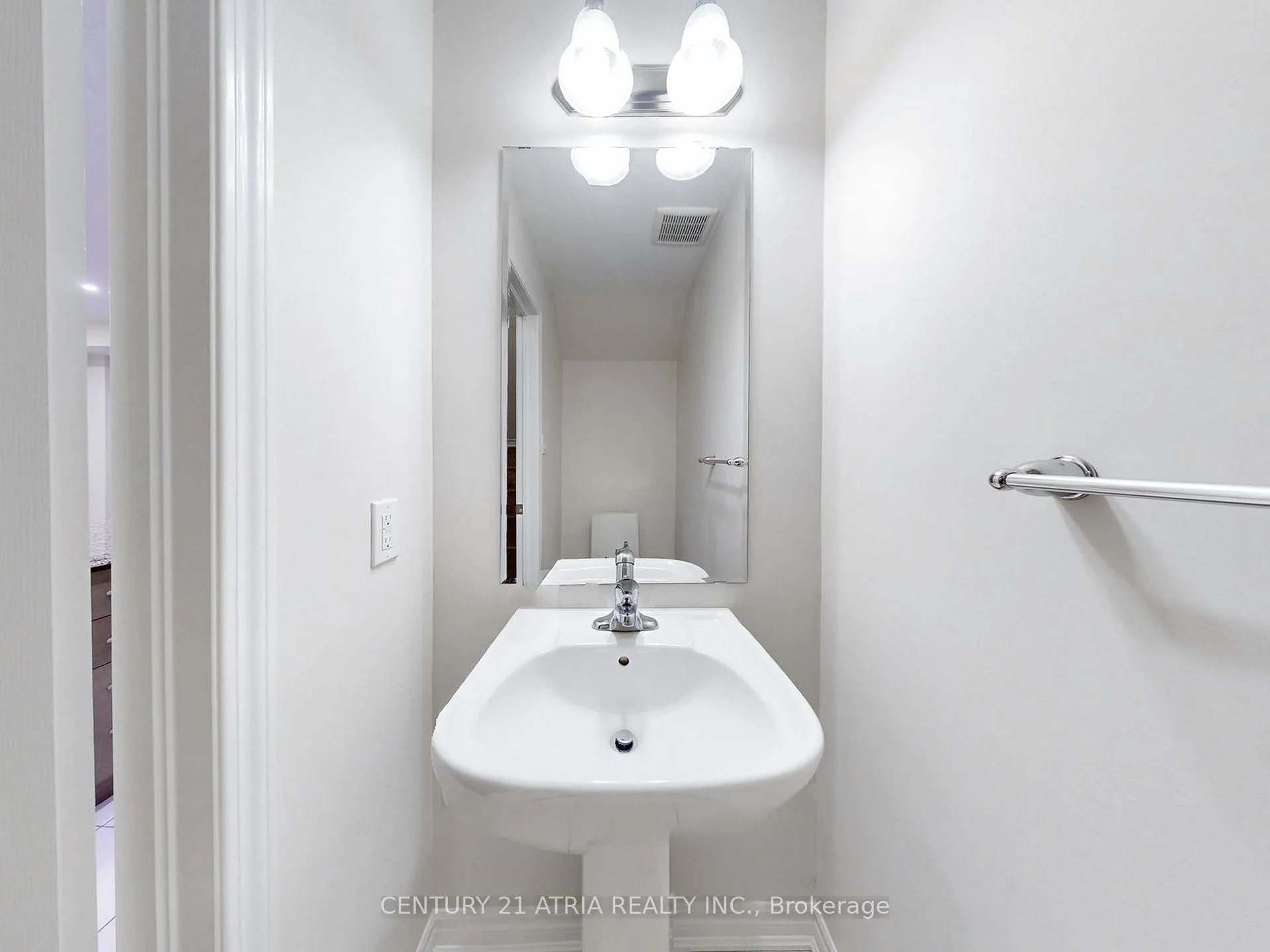 Photo 13 of 55 Frederick Wilson Avenue, Markham, Cornell — HOMEH