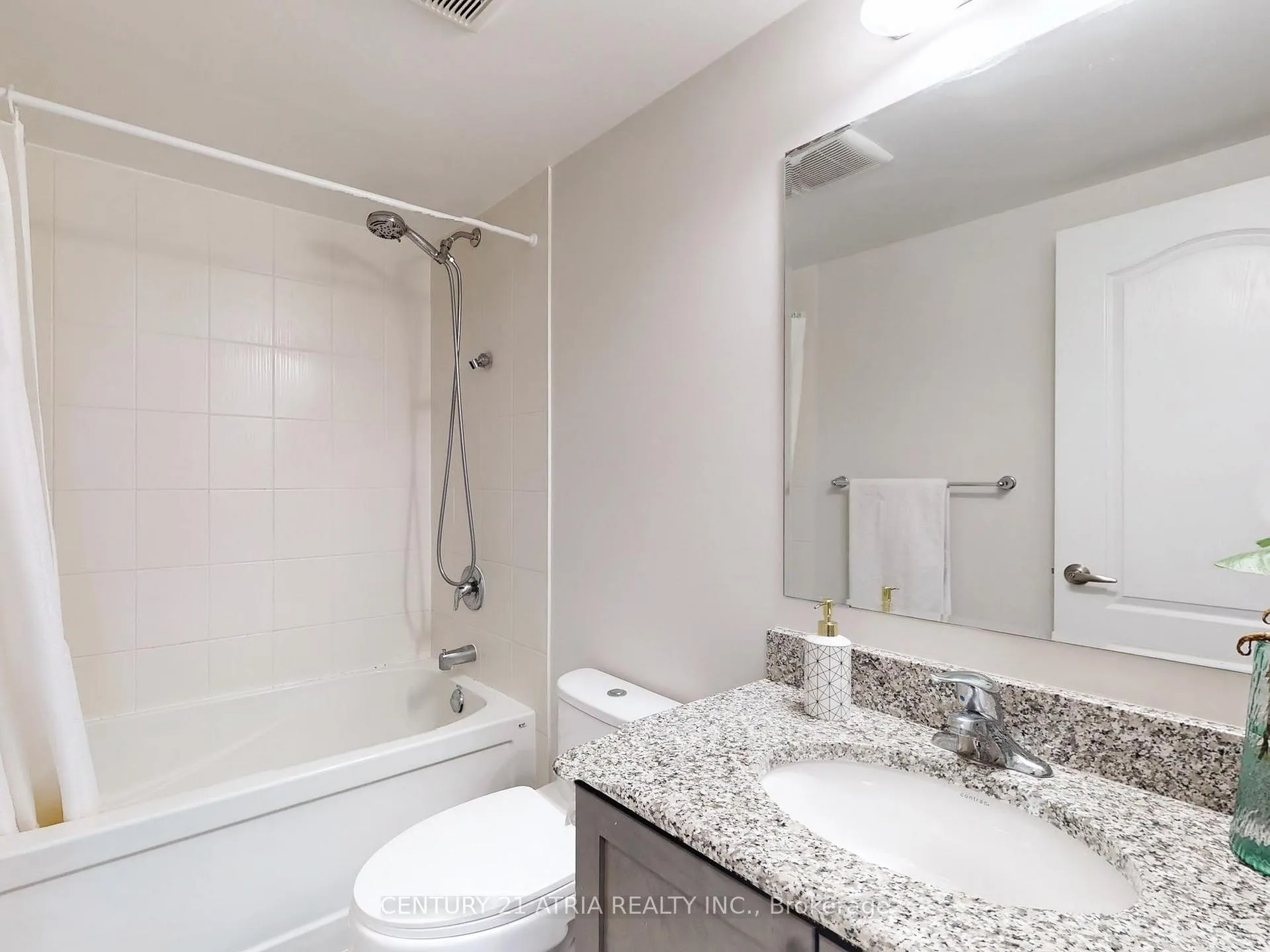 Photo 23 of 55 Frederick Wilson Avenue, Markham, Cornell — HOMEH
