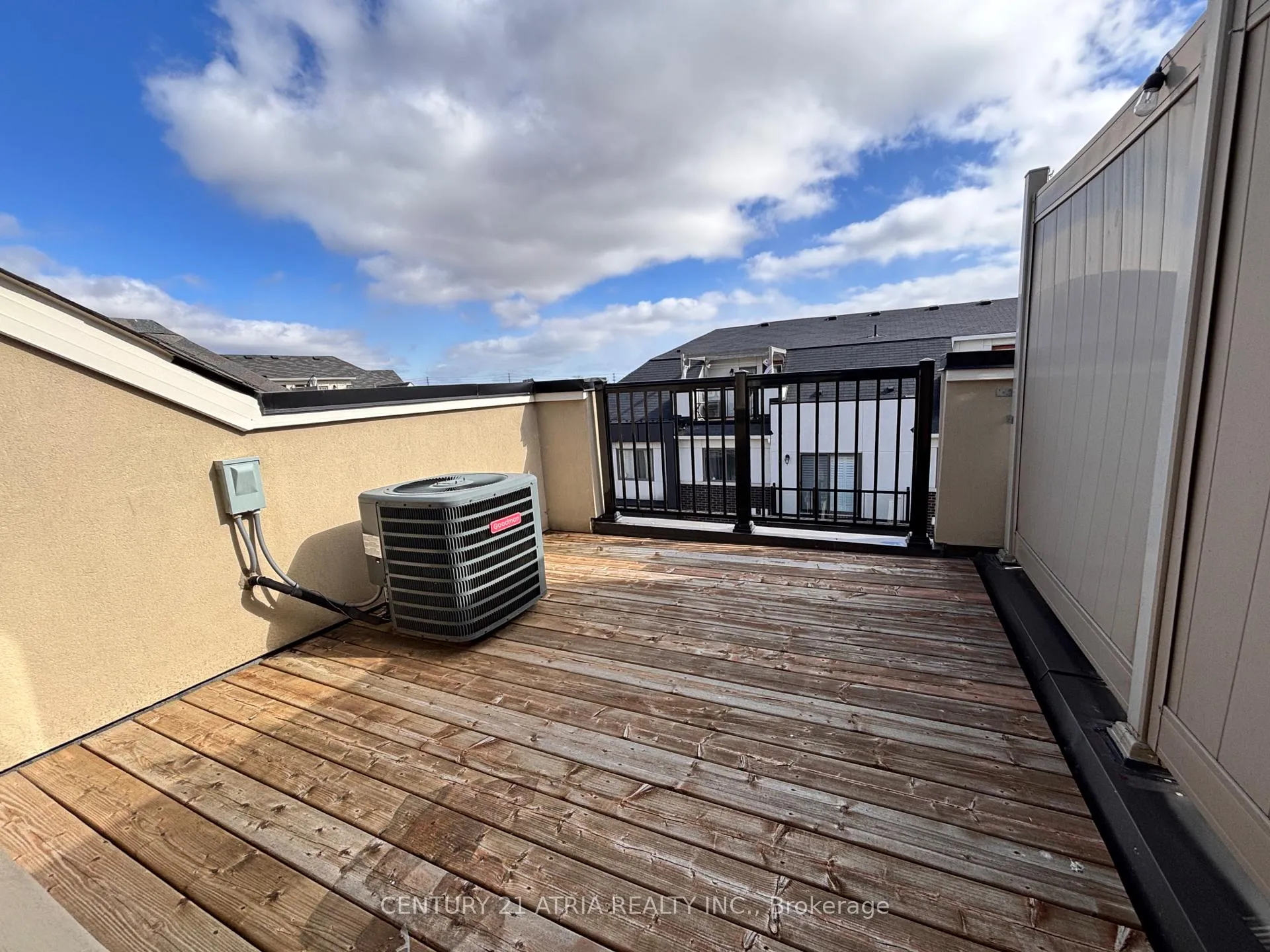 Photo 29 of 55 Frederick Wilson Avenue, Markham, Cornell — HOMEH
