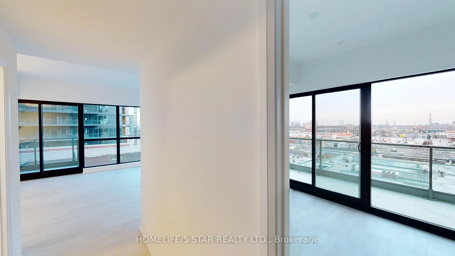Photo 10 of Unit 818, 33 Frederick Todd Way, Toronto, Thorncliffe Park — HOMEH