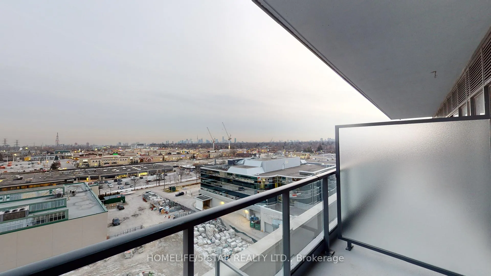 Photo 17 of Unit 818, 33 Frederick Todd Way, Toronto, Thorncliffe Park — HOMEH