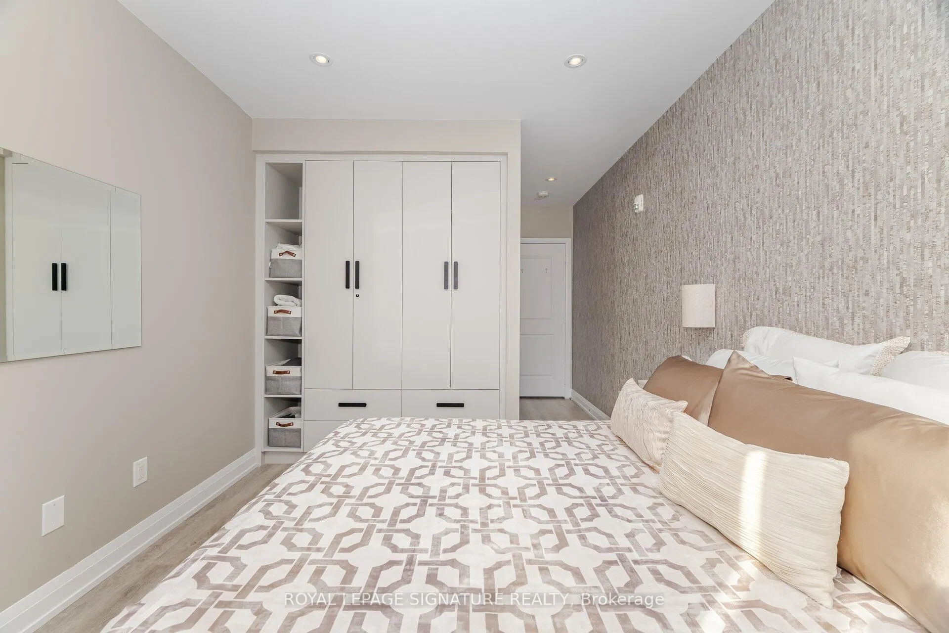 Photo 14 of Unit 502, 200 Woodbine Avenue, Toronto, The Beaches — HOMEH