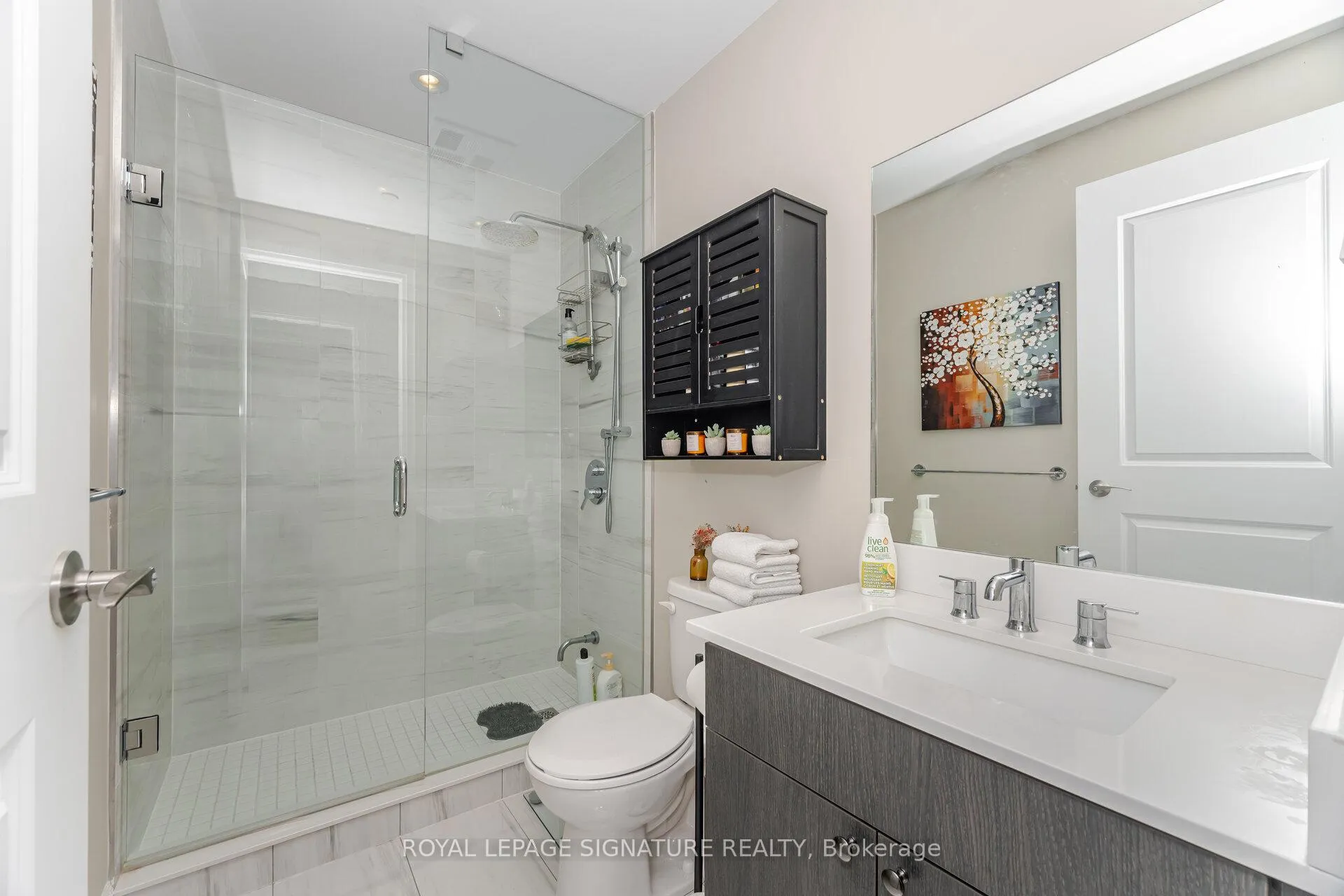 Photo 16 of Unit 502, 200 Woodbine Avenue, Toronto, The Beaches — HOMEH