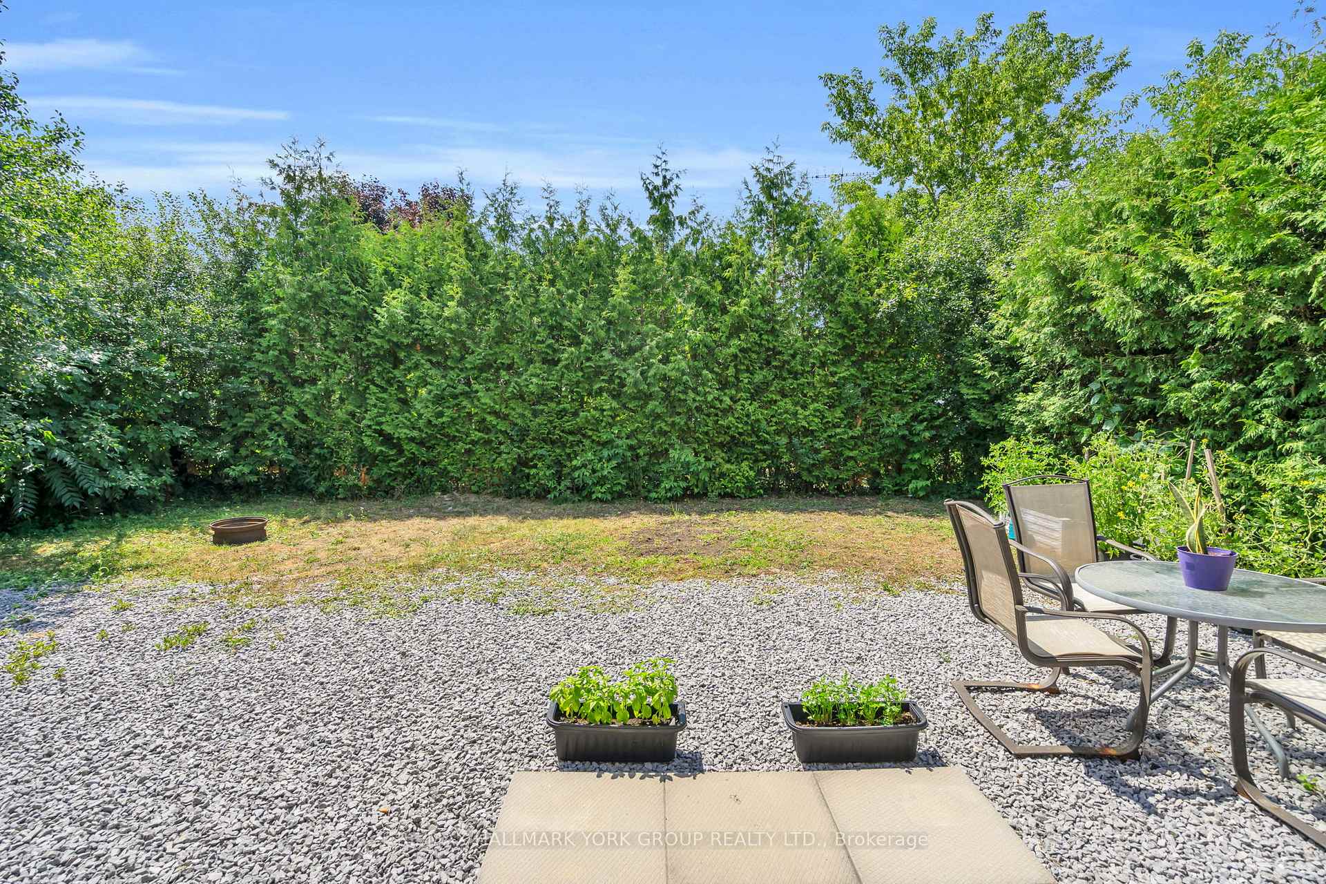 Photo 34 of 39 Farley Circle, Georgina, Historic Lakeshore Communities — HOMEH