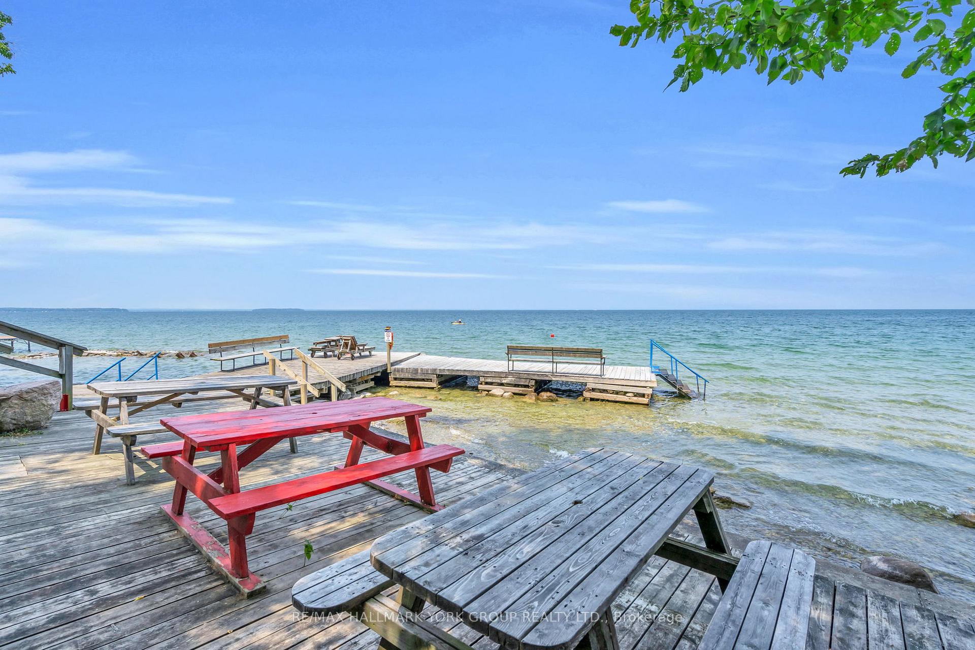 Photo 44 of 39 Farley Circle, Georgina, Historic Lakeshore Communities — HOMEH