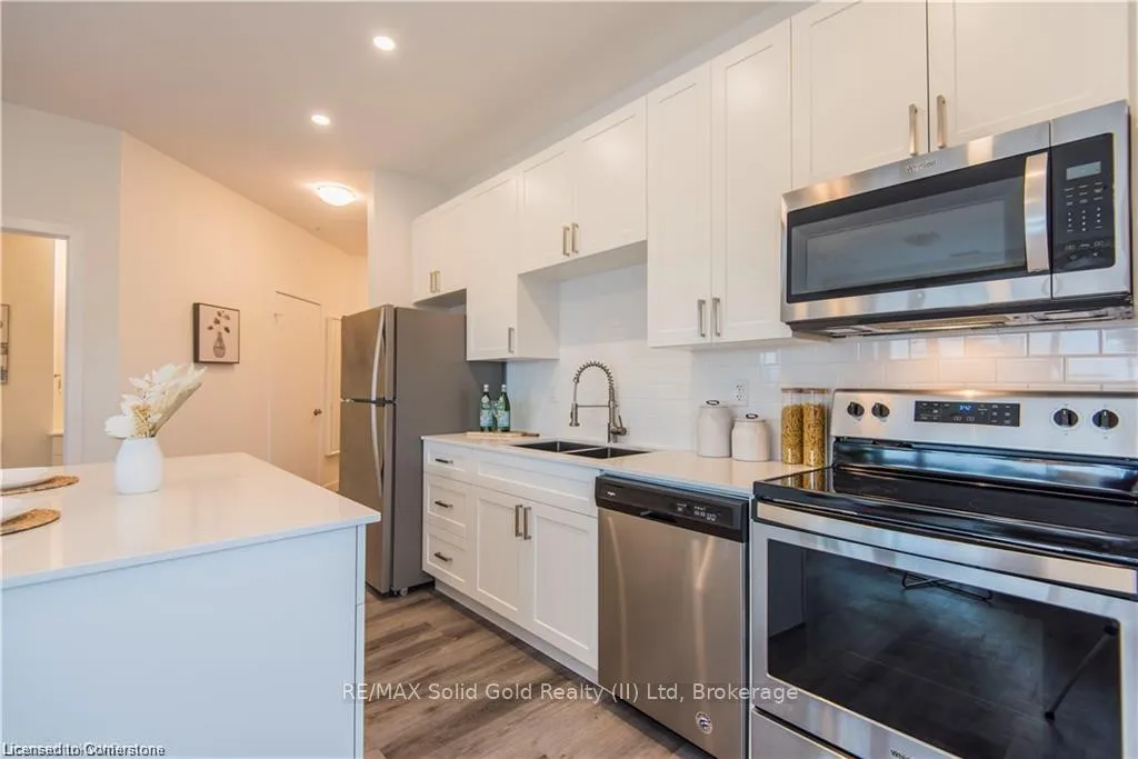 Photo 8 of Unit 907, 100 Garment Street, Waterloo — HOMEH