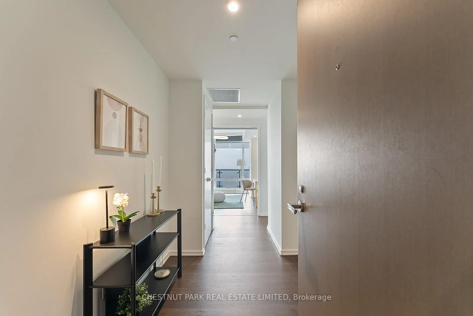 Photo 2 of Unit 7006, 1 Bloor Street E, Toronto, Church-Yonge Corridor — HOMEH