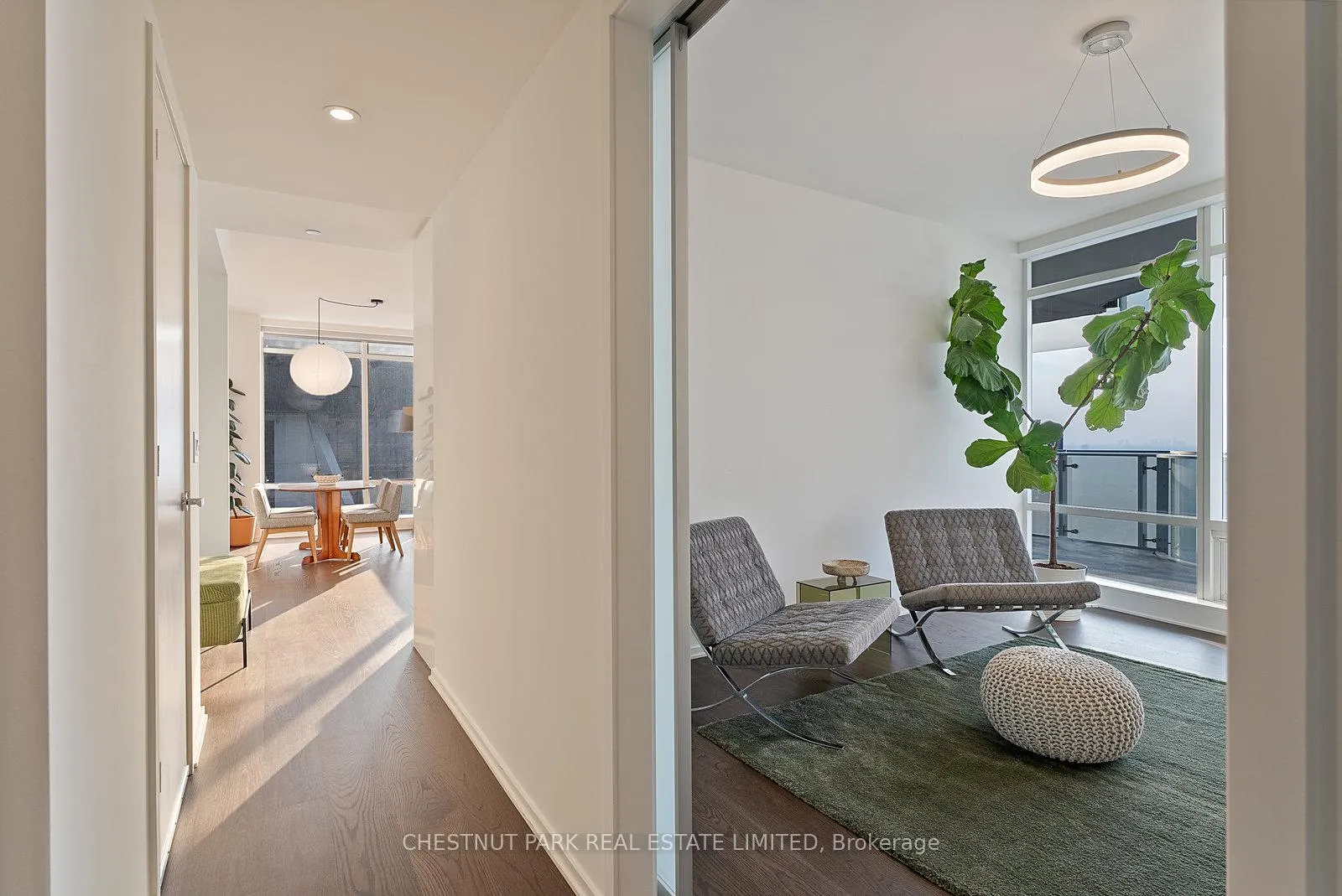 Photo 3 of Unit 7006, 1 Bloor Street E, Toronto, Church-Yonge Corridor — HOMEH