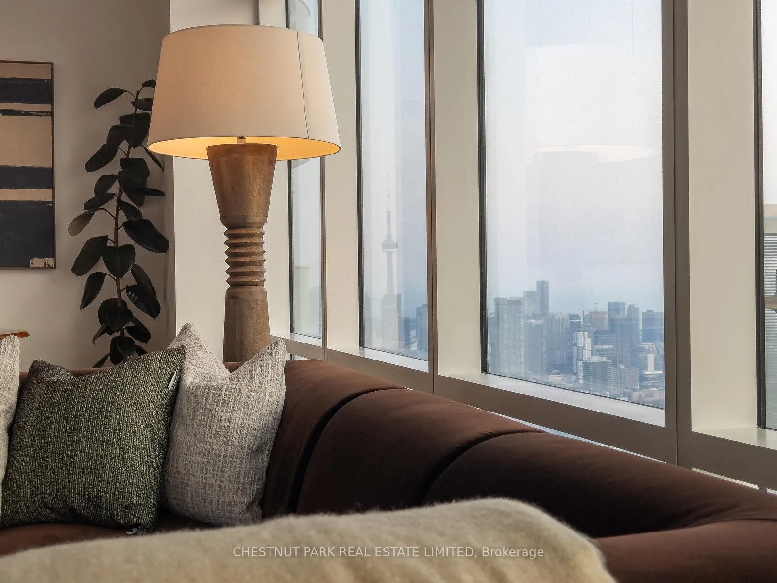 Photo 9 of Unit 7006, 1 Bloor Street E, Toronto, Church-Yonge Corridor — HOMEH