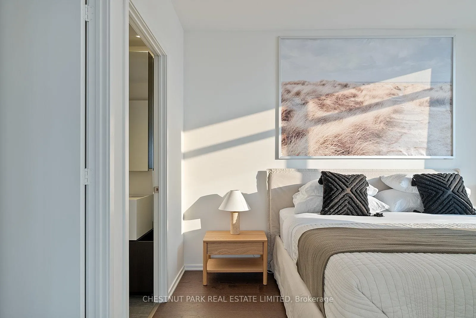 Photo 17 of Unit 7006, 1 Bloor Street E, Toronto, Church-Yonge Corridor — HOMEH