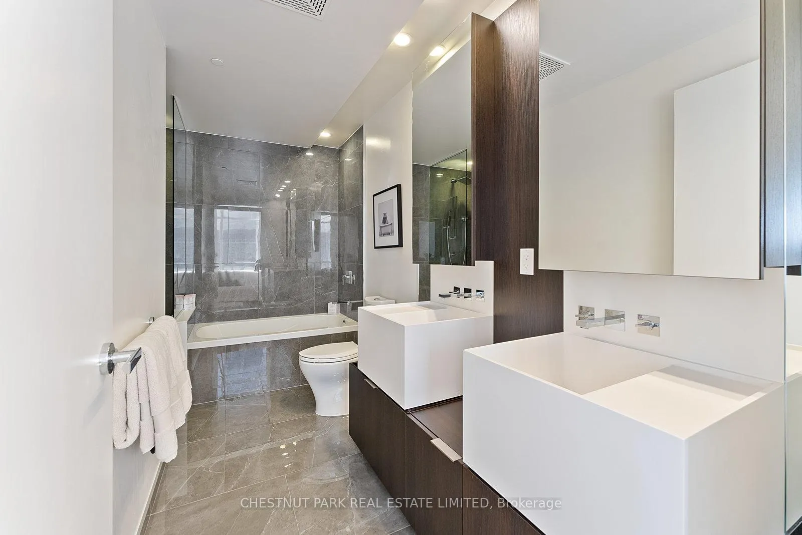 Photo 22 of Unit 7006, 1 Bloor Street E, Toronto, Church-Yonge Corridor — HOMEH