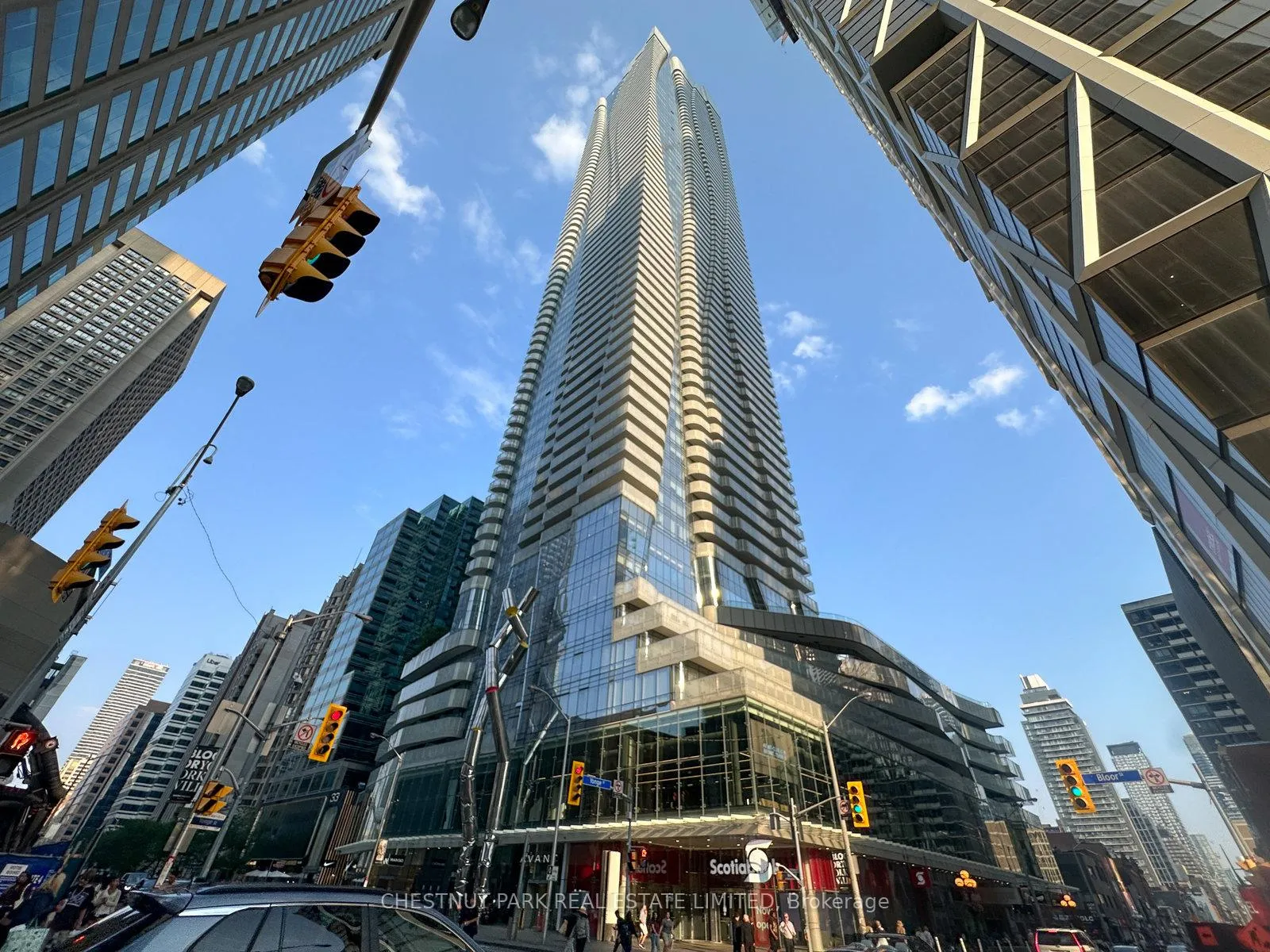 Photo 39 of Unit 7006, 1 Bloor Street E, Toronto, Church-Yonge Corridor — HOMEH