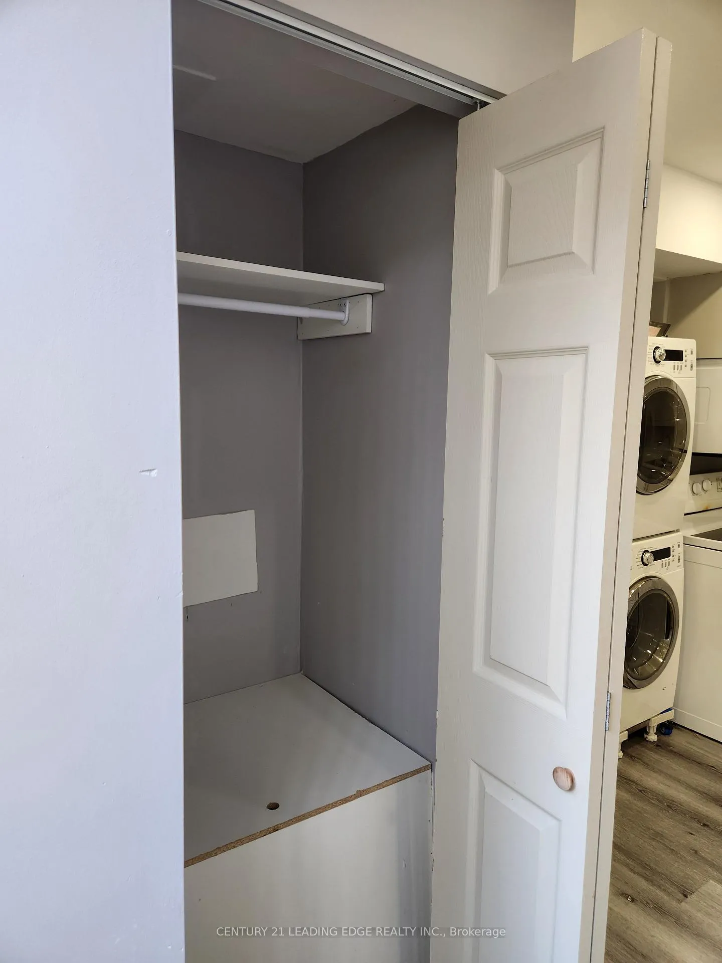 Photo 8 of Unit #Lower, 28 Cedarholme Avenue, Caledon, Caledon East — HOMEH