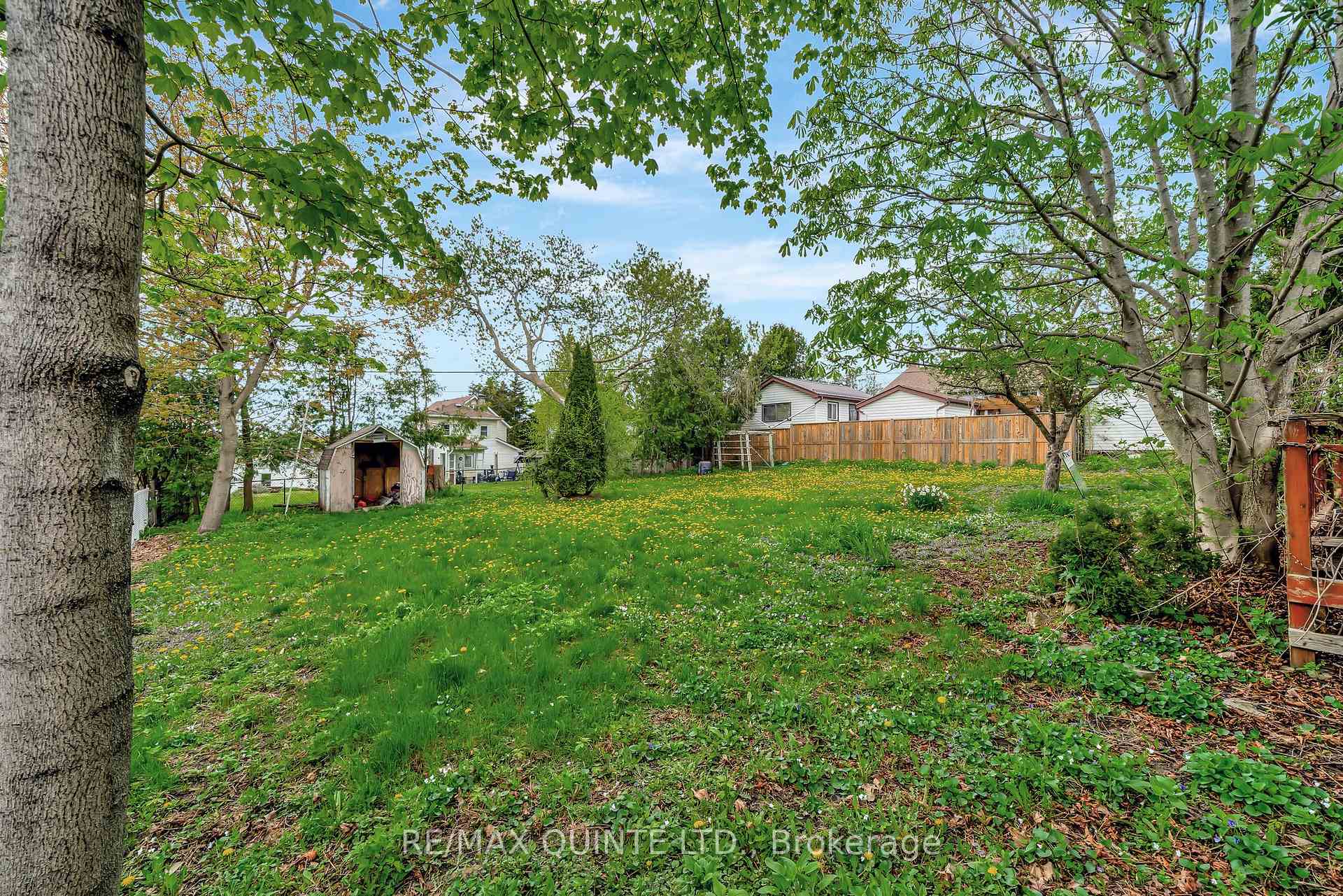 Photo 29 of 90 Gordon Street, Belleville, Belleville Ward — HOMEH