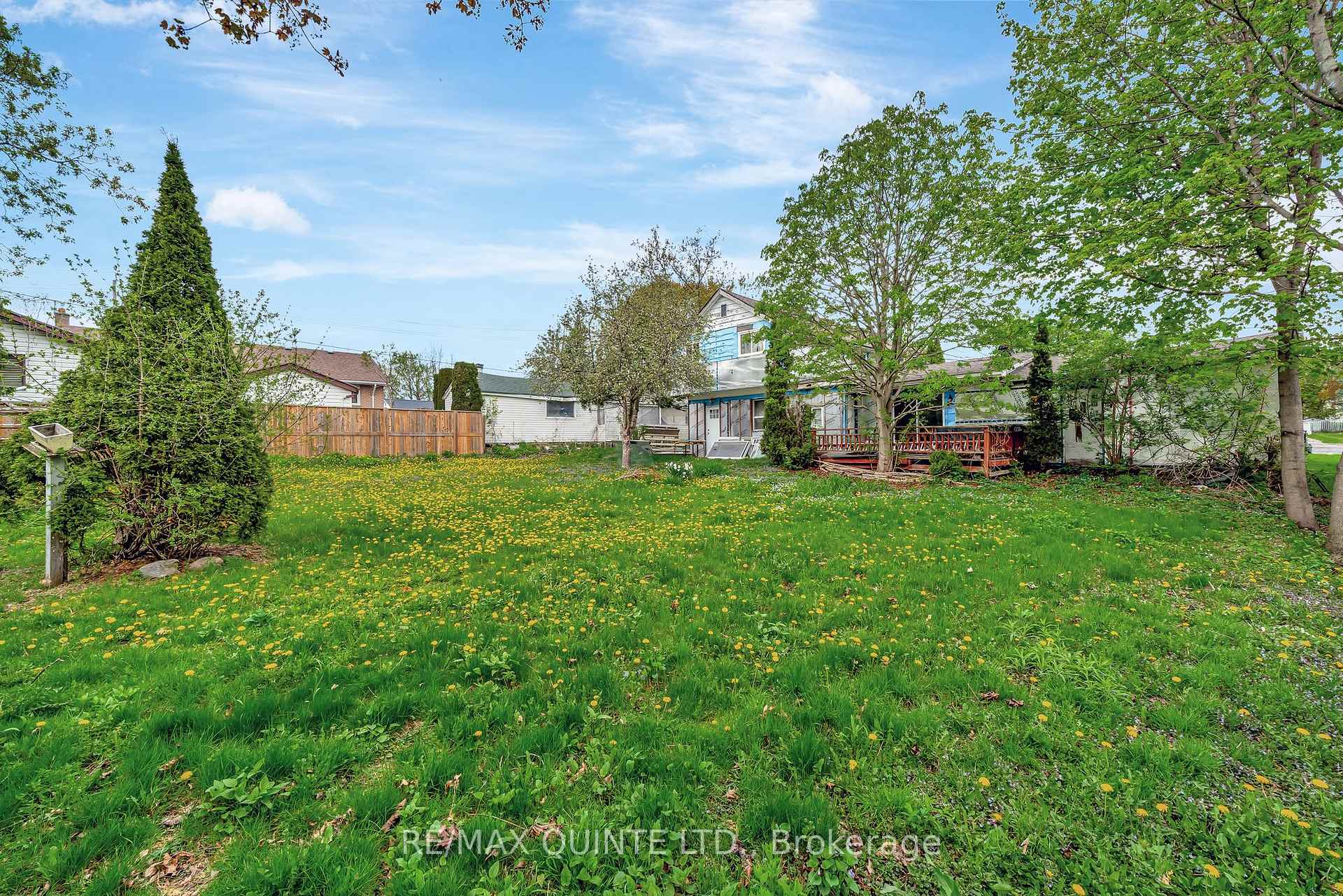 Photo 32 of 90 Gordon Street, Belleville, Belleville Ward — HOMEH
