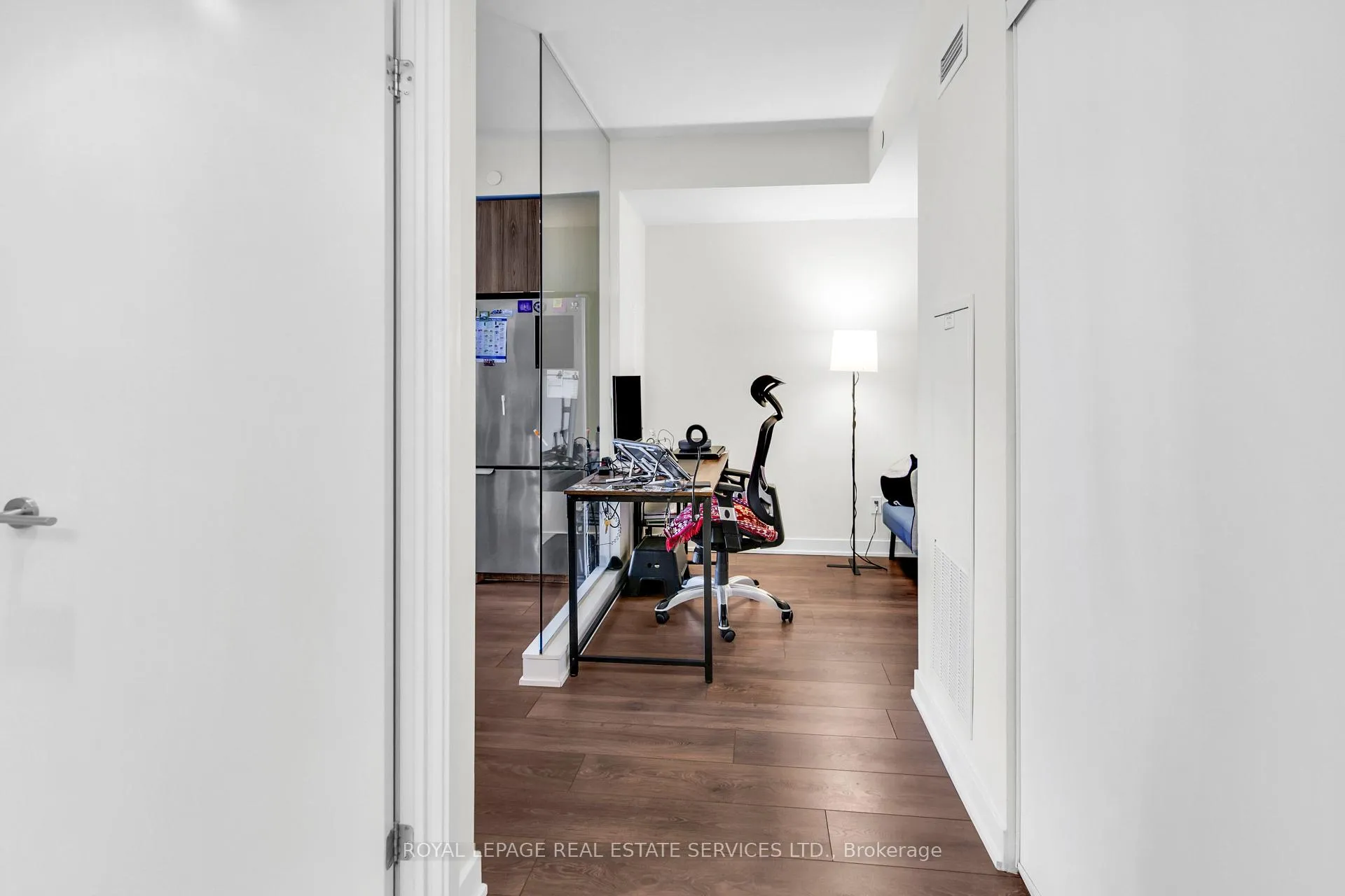 Photo 4 of Unit 1405, 2 Sonic Way, Toronto, Flemingdon Park — HOMEH