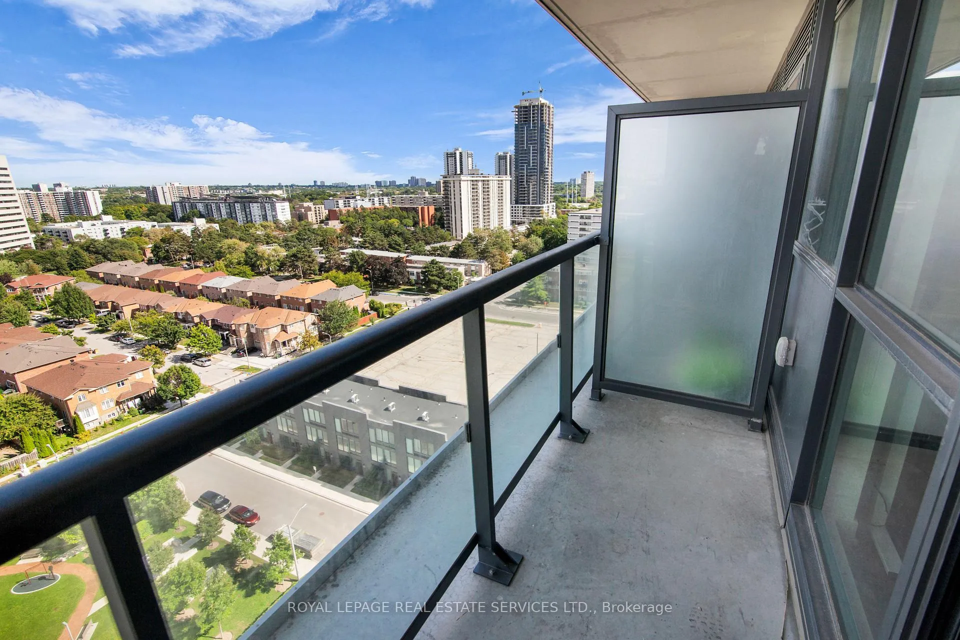 Photo 26 of Unit 1405, 2 Sonic Way, Toronto, Flemingdon Park — HOMEH