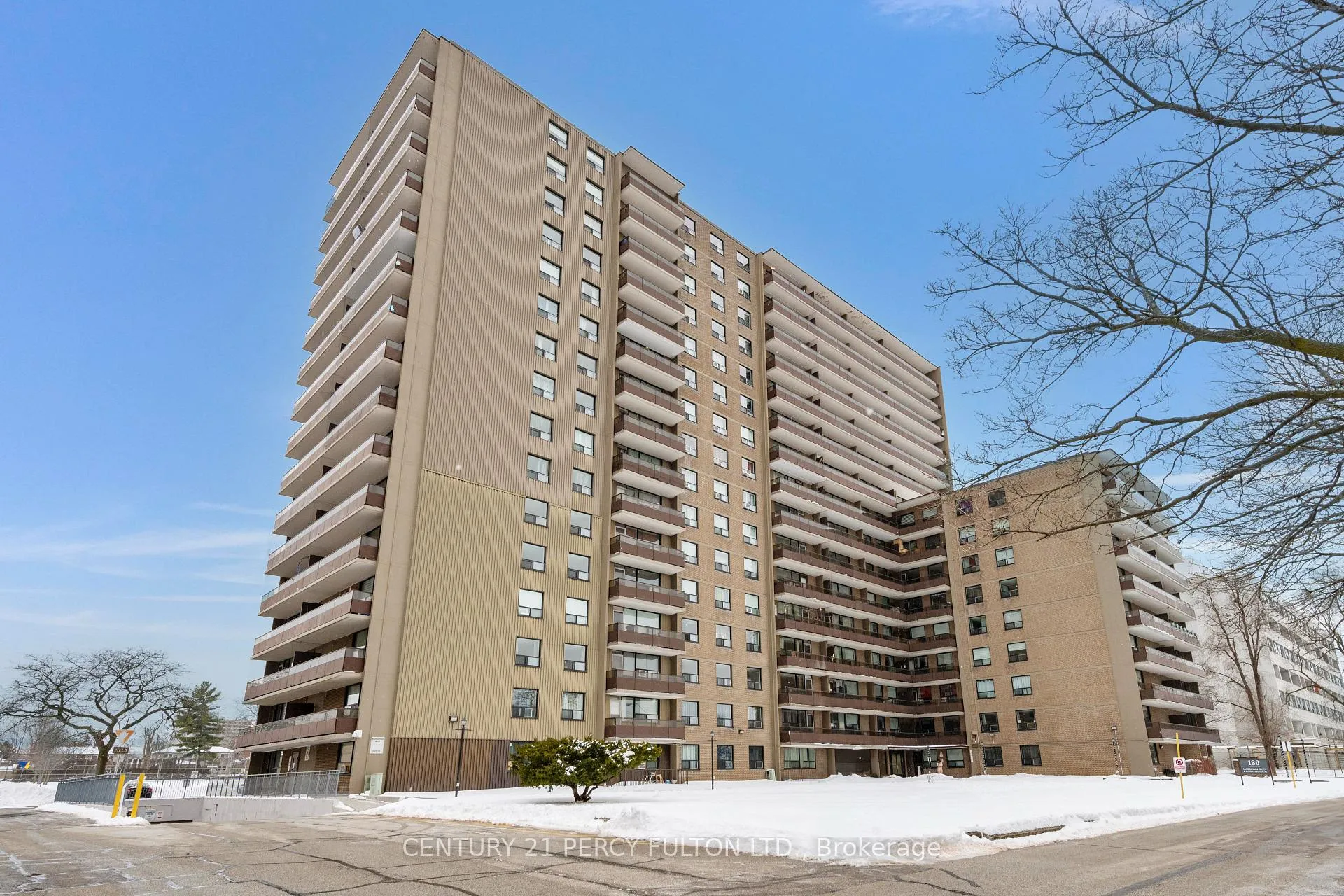 Photo 1 of Unit 915, 180 Markham Road, Scarborough, Scarborough Village — HOMEH