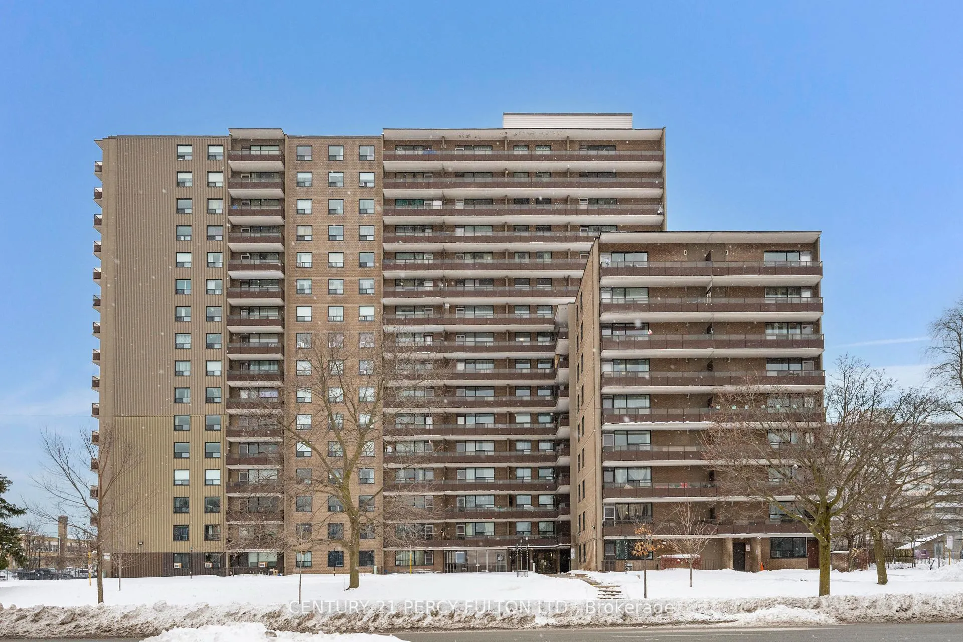Photo 2 of Unit 915, 180 Markham Road, Scarborough, Scarborough Village — HOMEH