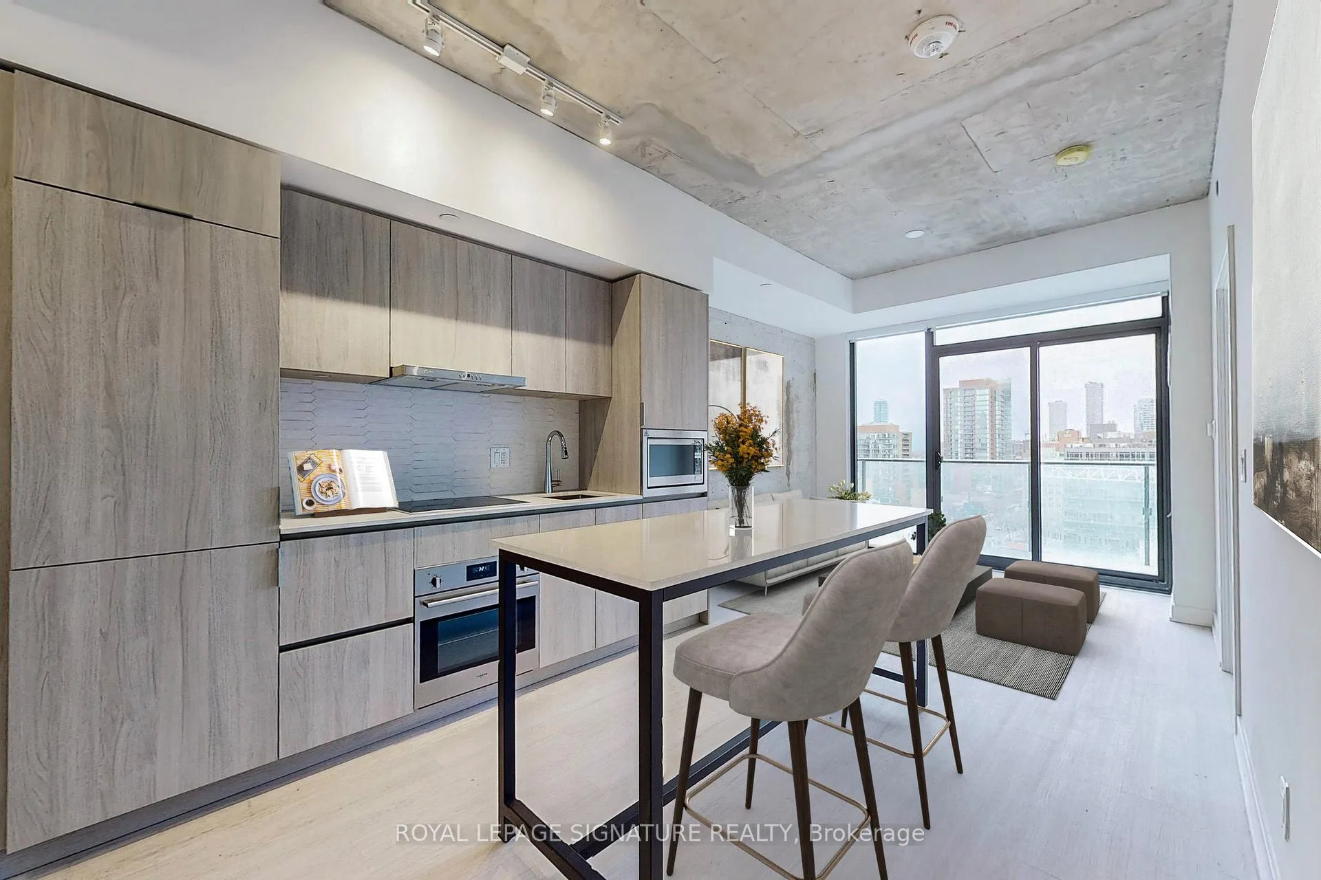 Photo 3 of Unit 1208, 47 Mutual Street, Toronto, Church-Yonge Corridor — HOMEH