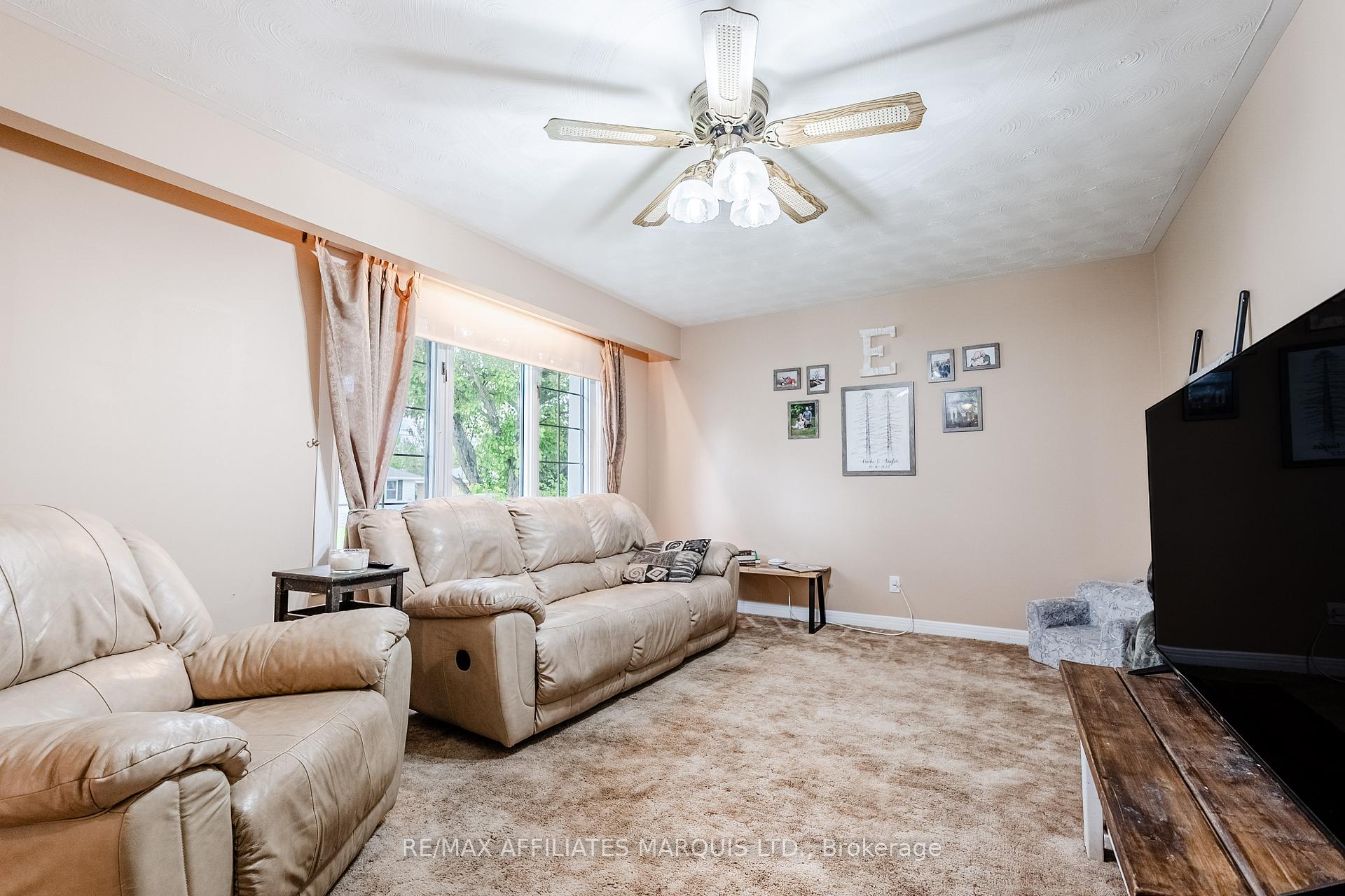 Photo 5 of 113 Ellen Avenue, Cornwall — HOMEH