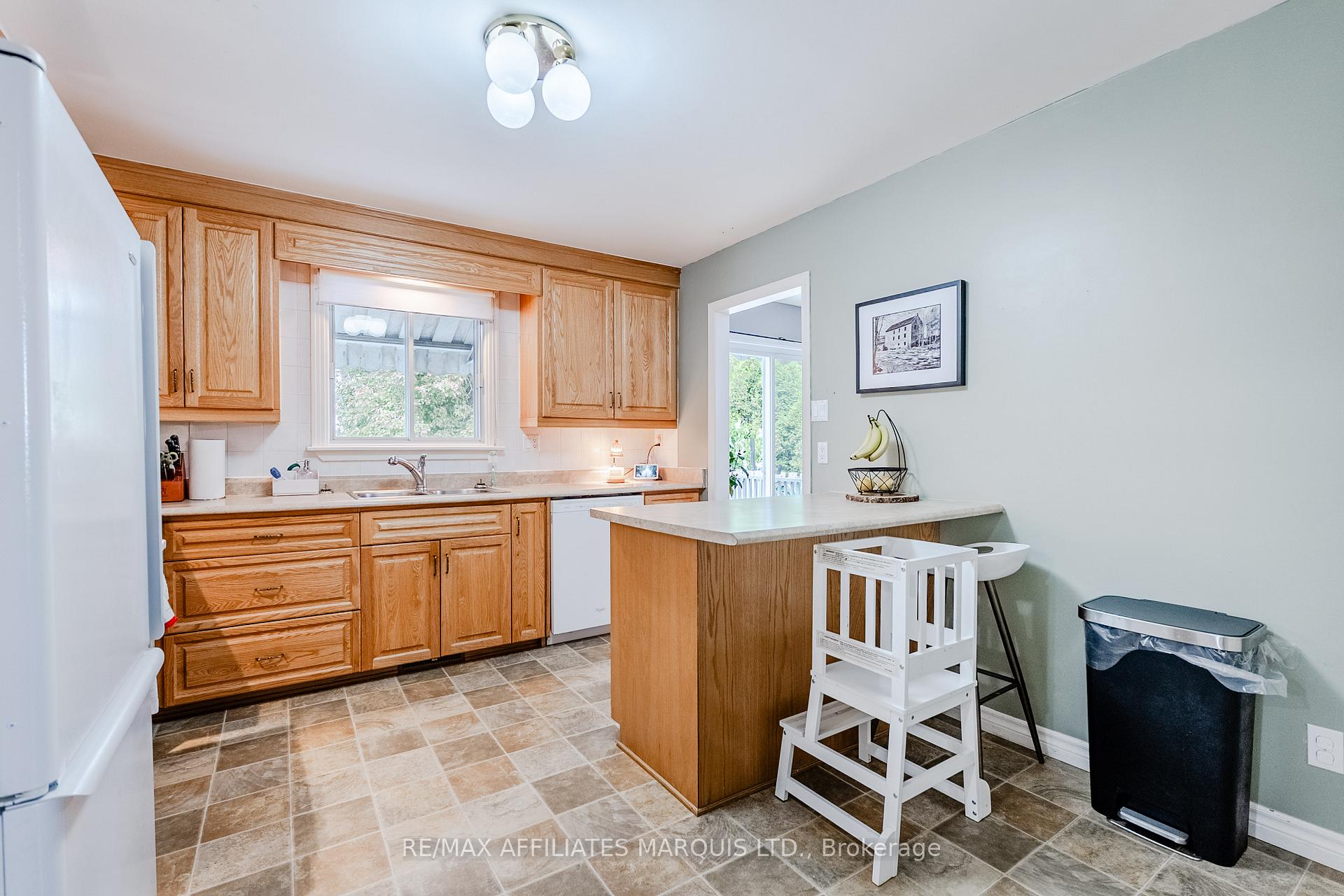 Photo 12 of 113 Ellen Avenue, Cornwall — HOMEH