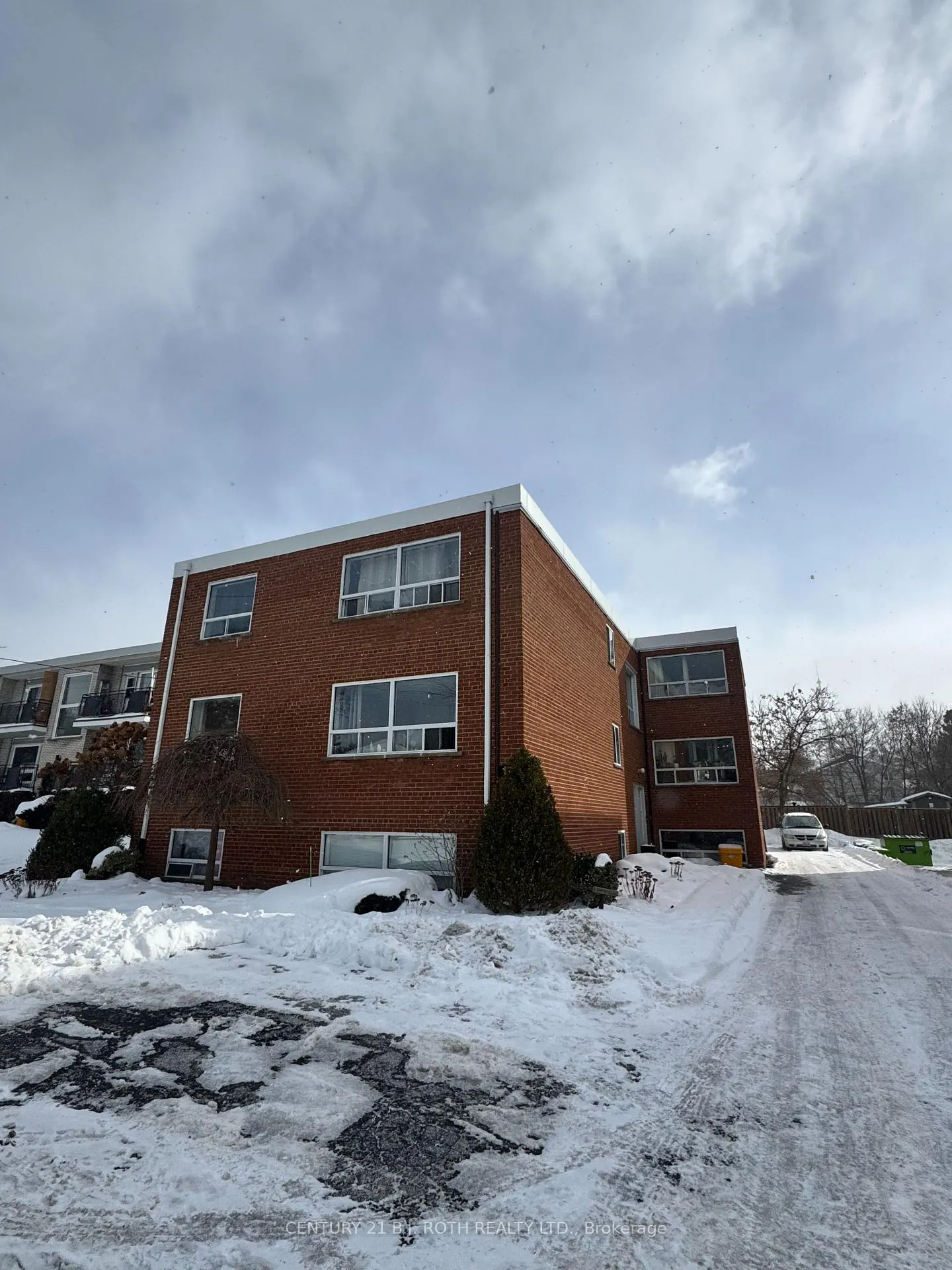 Photo 1 of Unit 6, 13 Queen Street, Barrie, City Centre — HOMEH