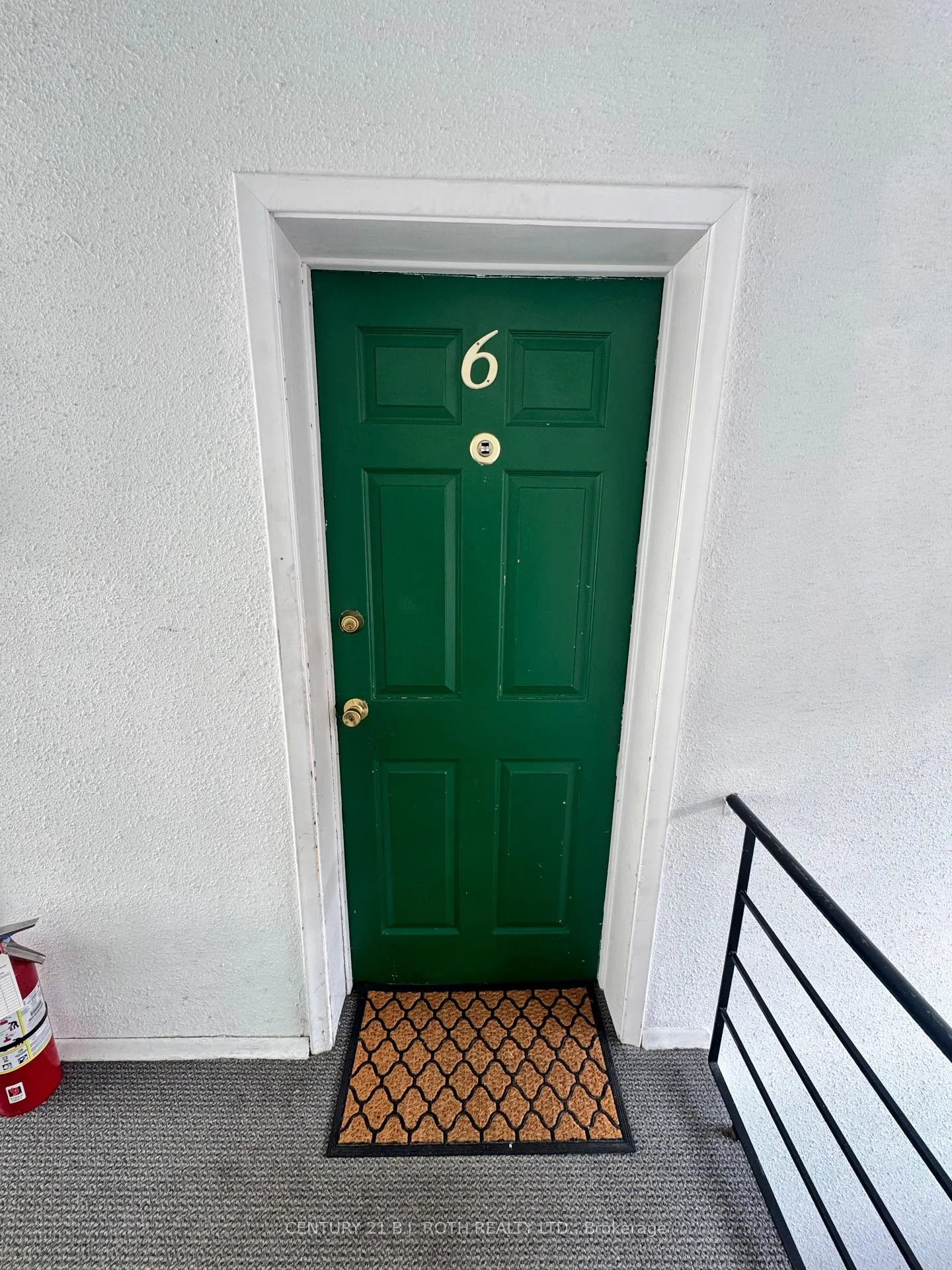 Photo 3 of Unit 6, 13 Queen Street, Barrie, City Centre — HOMEH