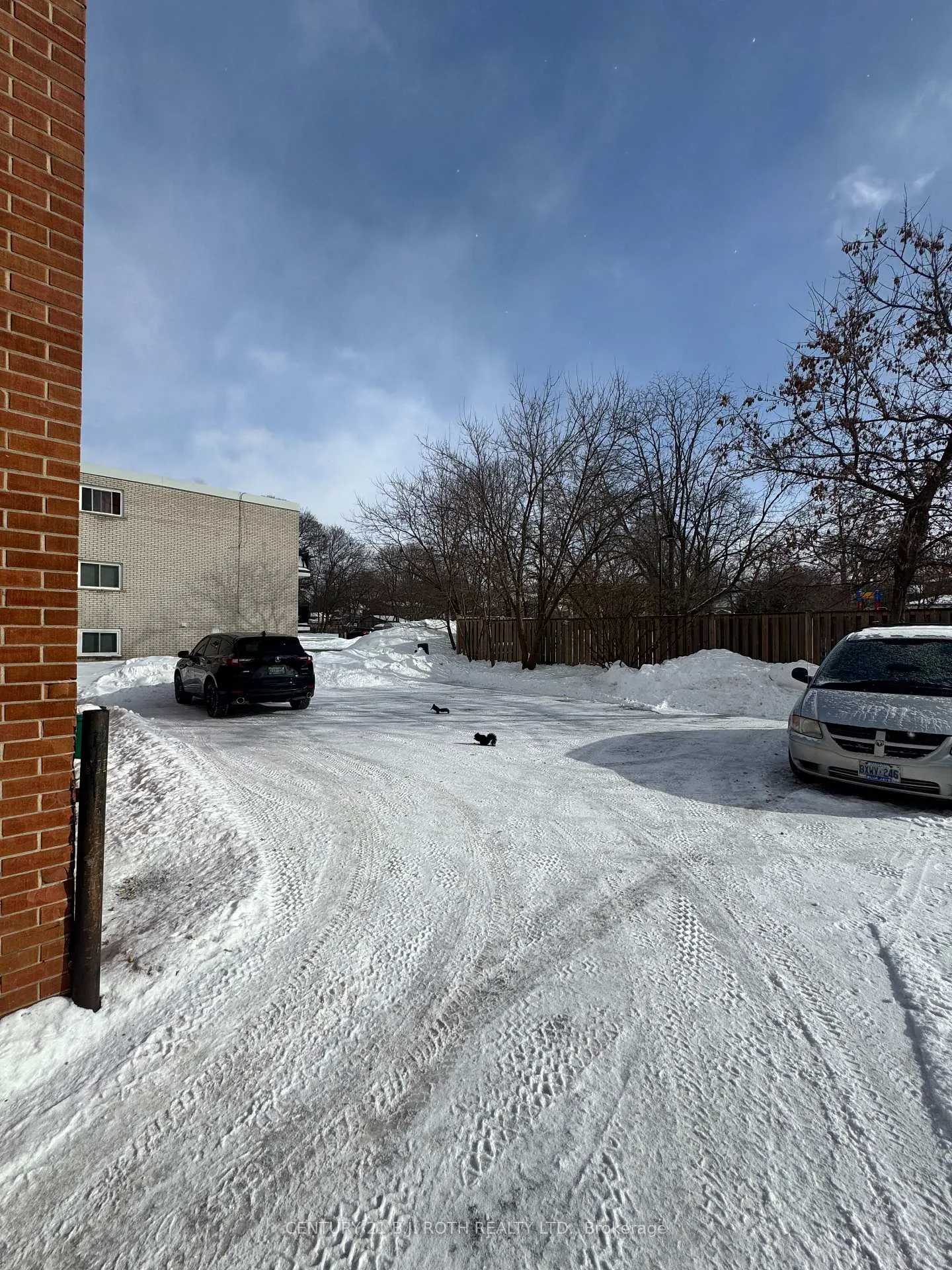 Photo 11 of Unit 6, 13 Queen Street, Barrie, City Centre — HOMEH