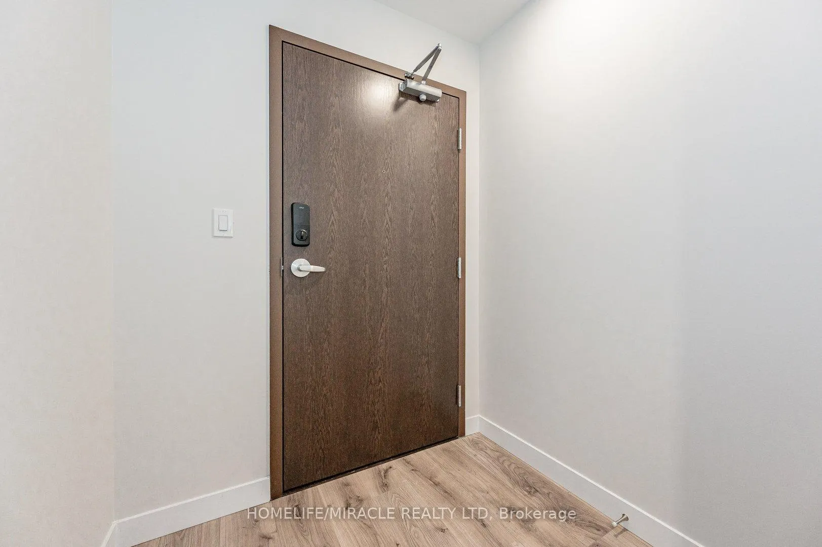 Photo 3 of Unit 2509, 32 Duke Street, Kitchener, City Commercial Core — HOMEH