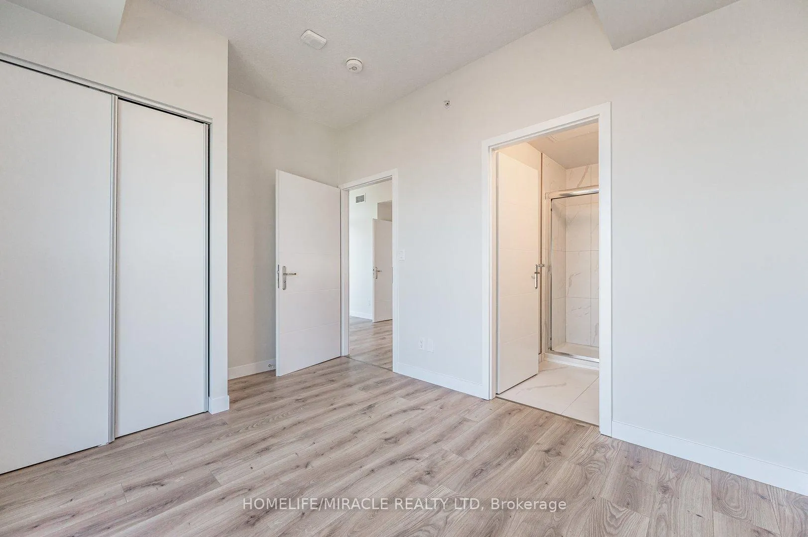 Photo 8 of Unit 2509, 32 Duke Street, Kitchener, City Commercial Core — HOMEH