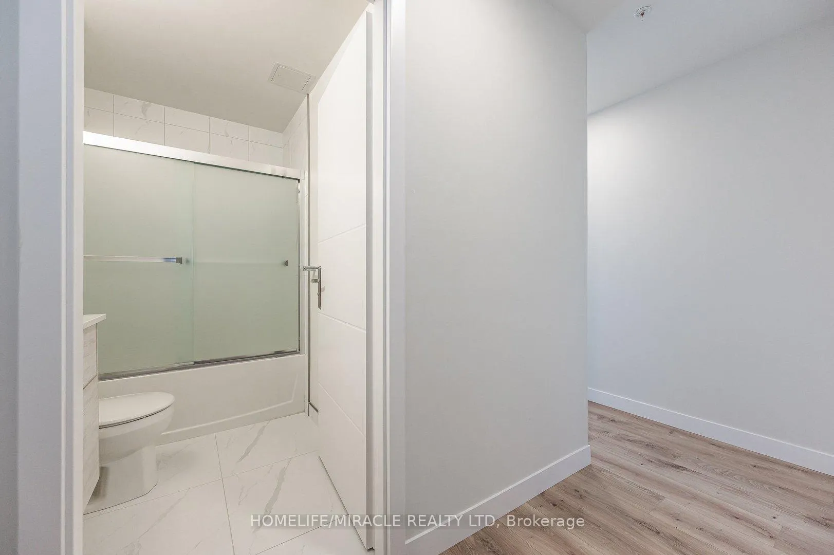 Photo 9 of Unit 2509, 32 Duke Street, Kitchener, City Commercial Core — HOMEH