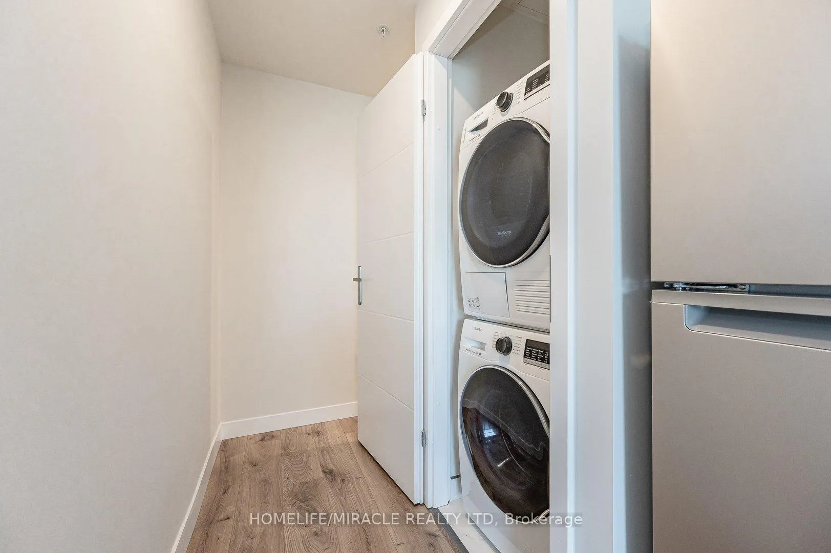 Photo 12 of Unit 2509, 32 Duke Street, Kitchener, City Commercial Core — HOMEH