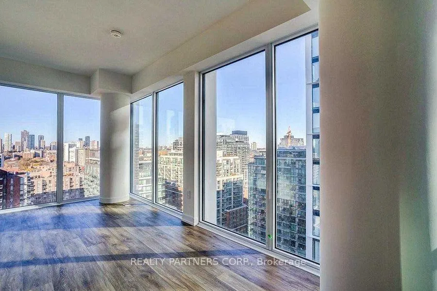 Photo 4 of Unit 2113, 158 Front Street E, Toronto, Waterfront Communities — HOMEH