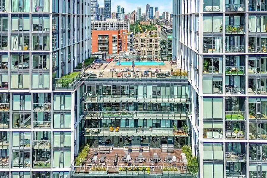 Photo 9 of Unit 2113, 158 Front Street E, Toronto, Waterfront Communities — HOMEH