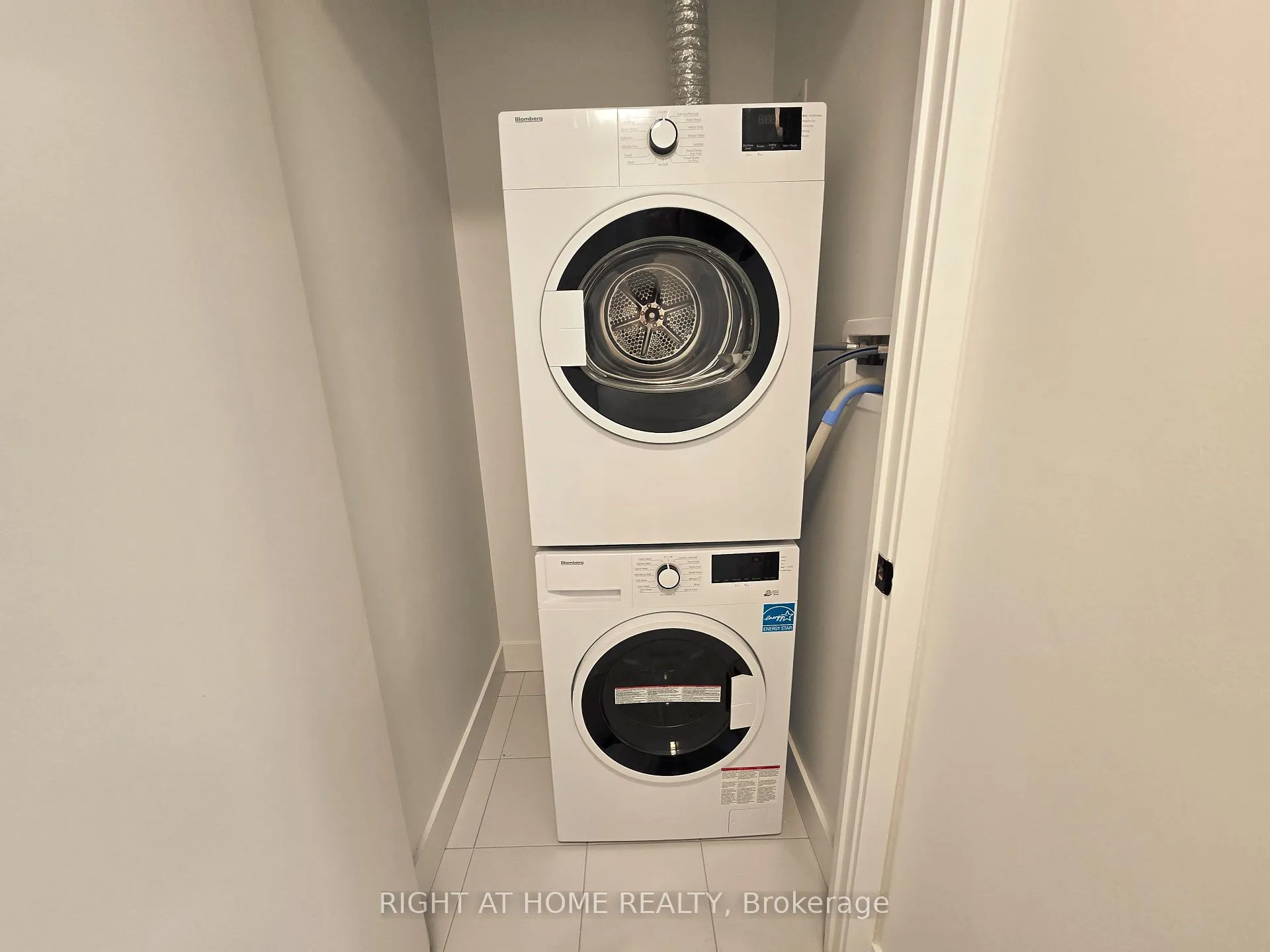 Photo 9 of Unit 2010, 308 Jarvis Street, Toronto, Church-Yonge Corridor — HOMEH