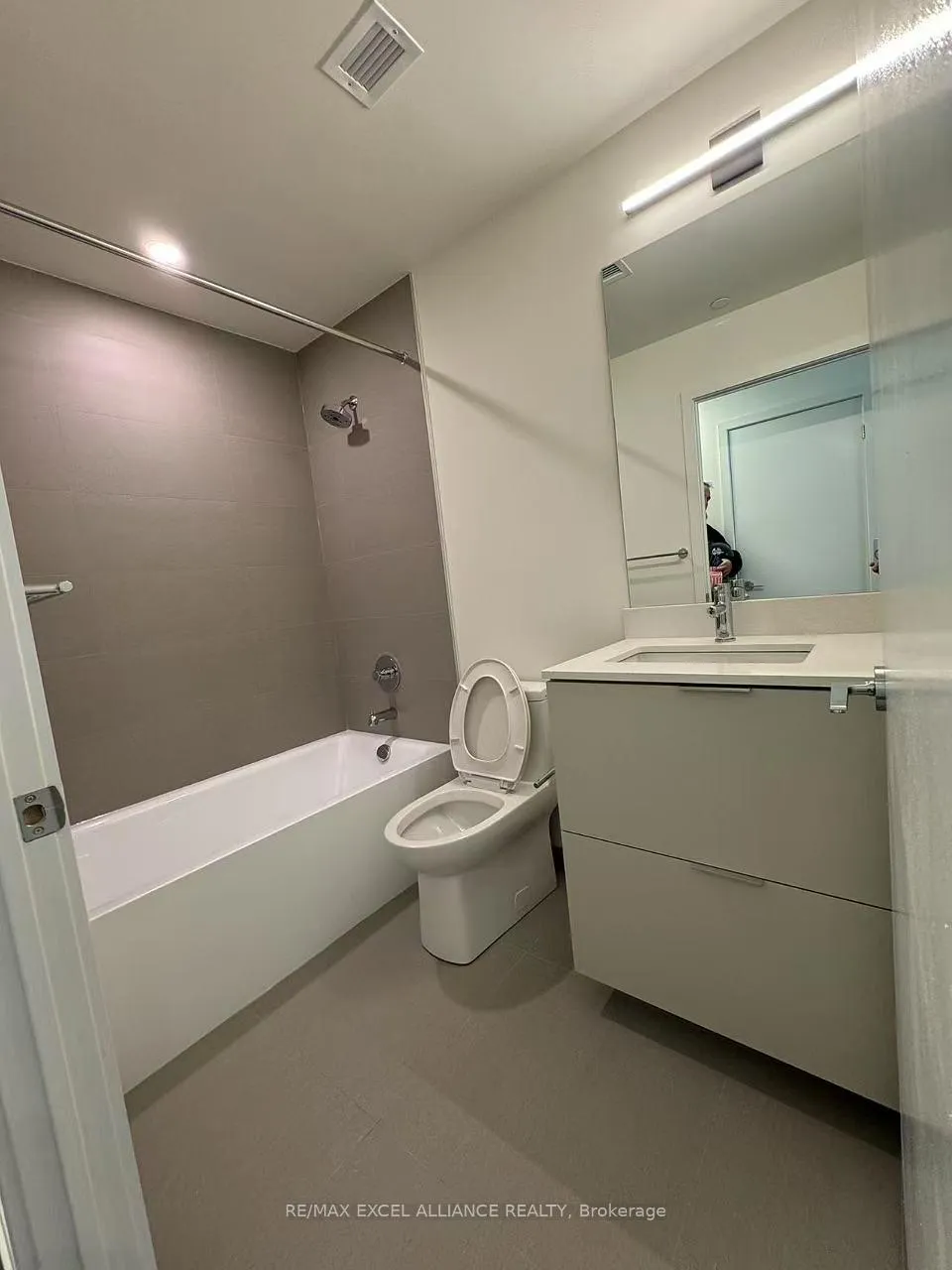 Photo 10 of Unit 306, 89 Church Street, Toronto, Church-Yonge Corridor — HOMEH