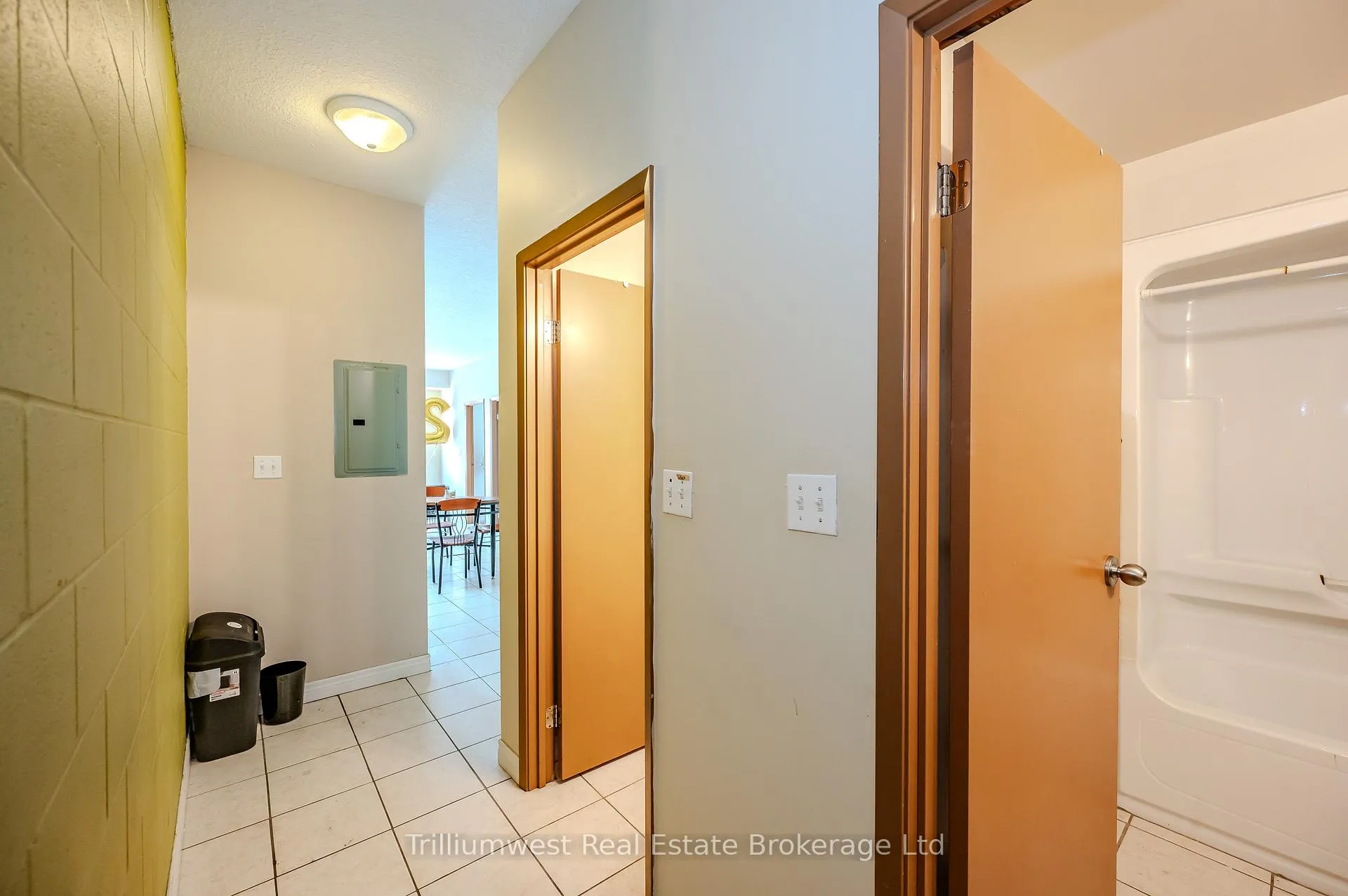 Photo 7 of Unit 503, 253 Lester Street, Waterloo — HOMEH