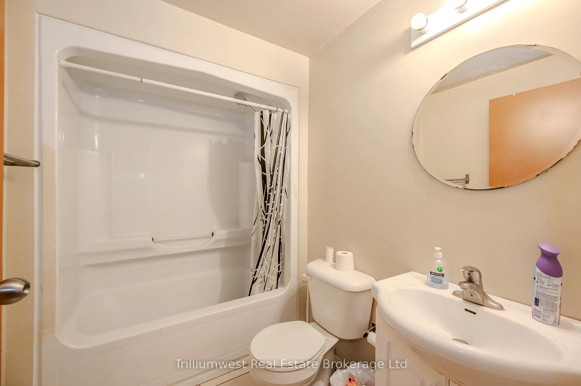 Photo 8 of Unit 503, 253 Lester Street, Waterloo — HOMEH