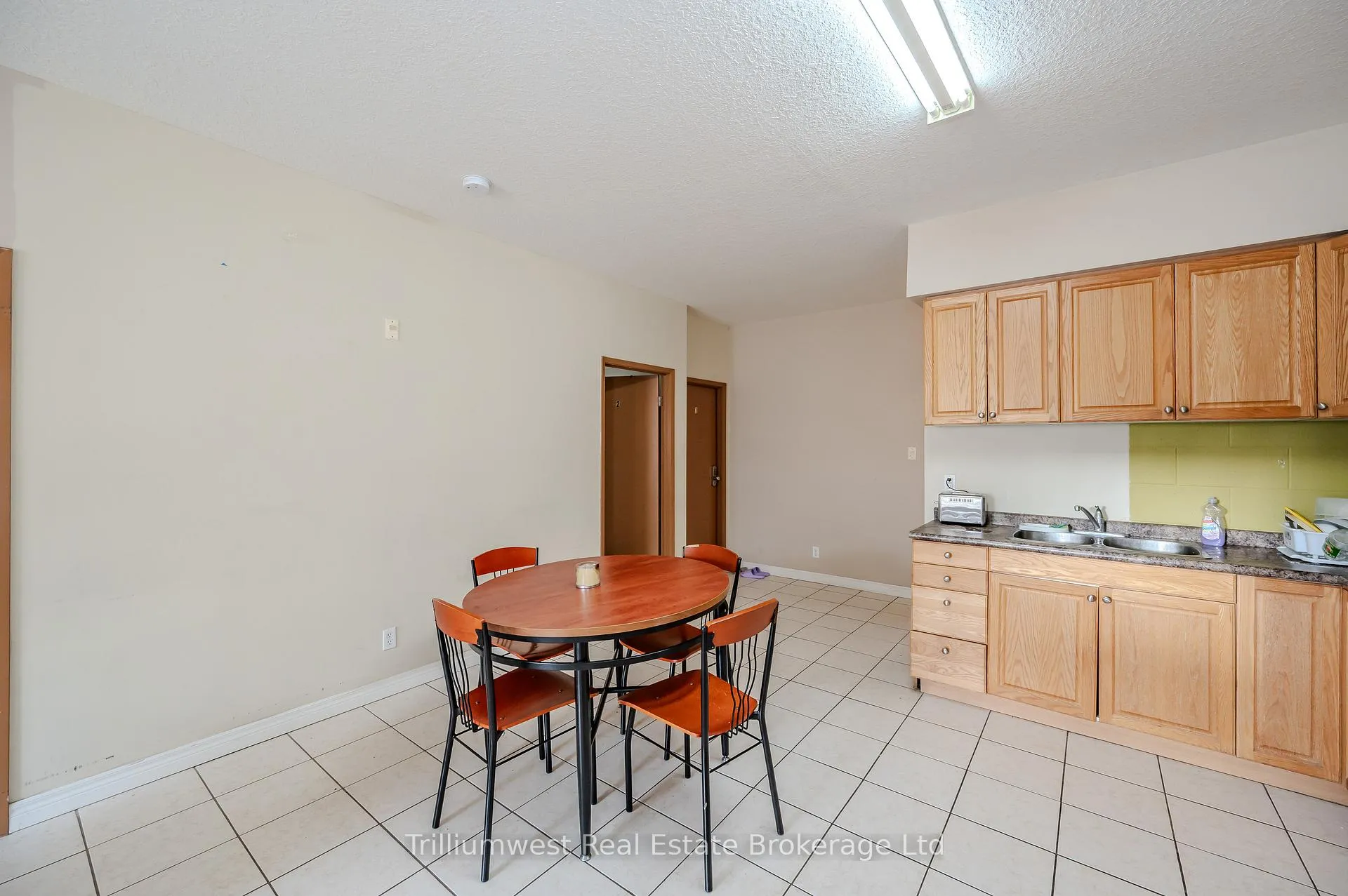 Photo 15 of Unit 503, 253 Lester Street, Waterloo — HOMEH