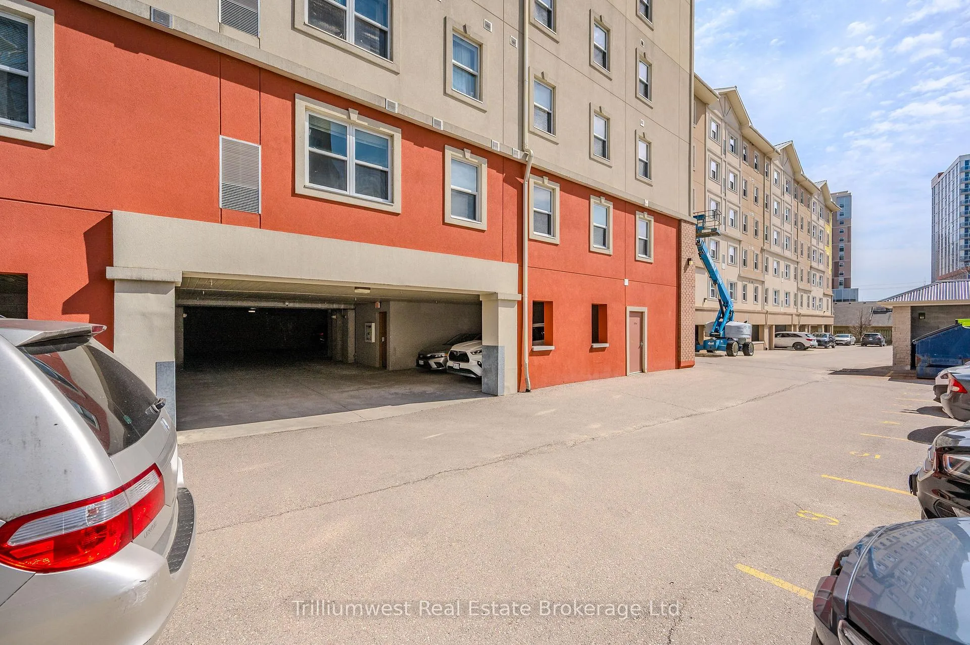 Photo 32 of Unit 503, 253 Lester Street, Waterloo — HOMEH
