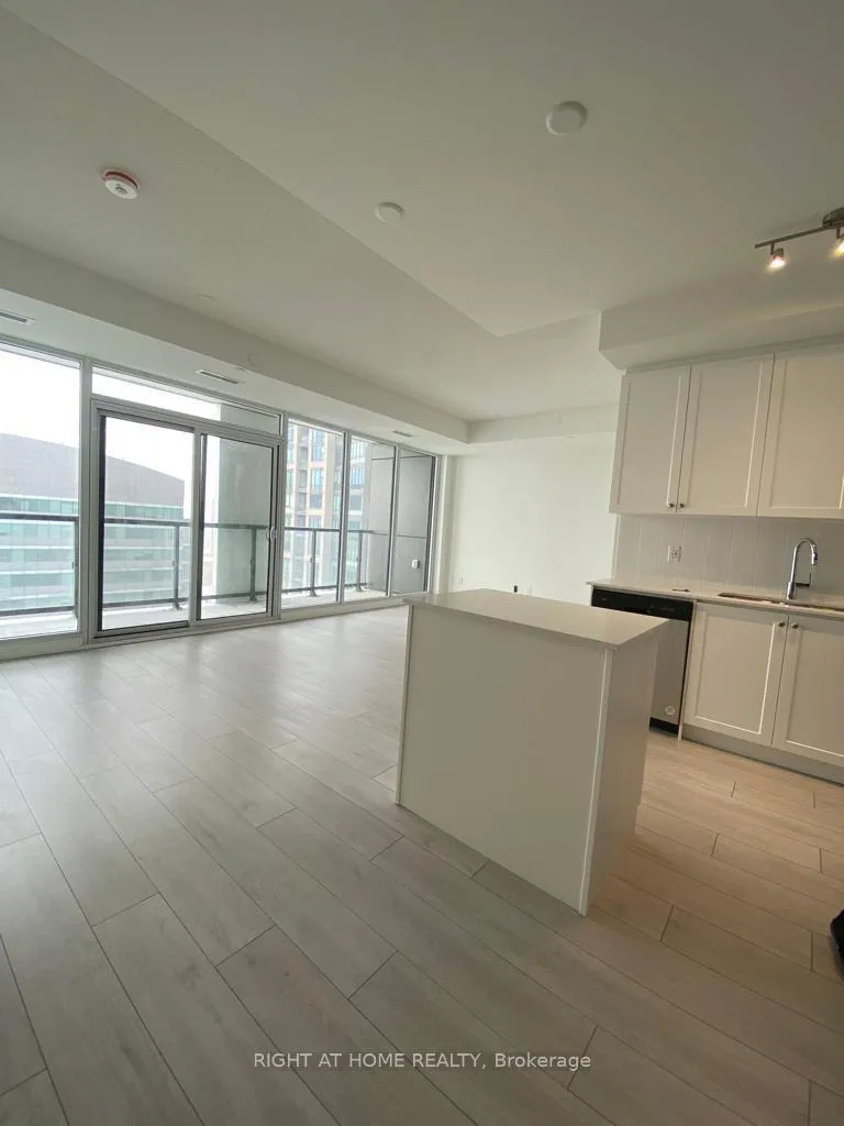 Photo 8 of Unit 1110, 55 Duke Street W, Kitchener — HOMEH