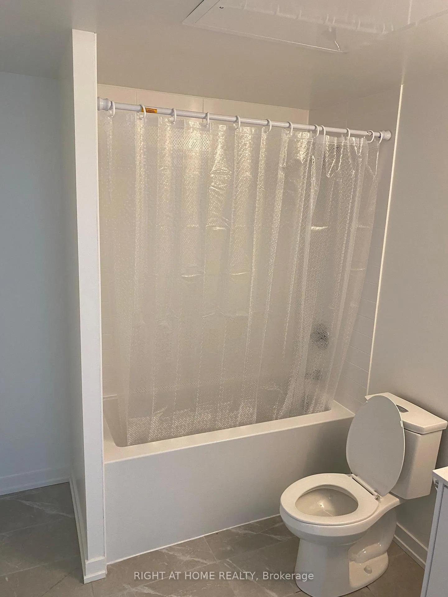 Photo 13 of Unit 1110, 55 Duke Street W, Kitchener — HOMEH