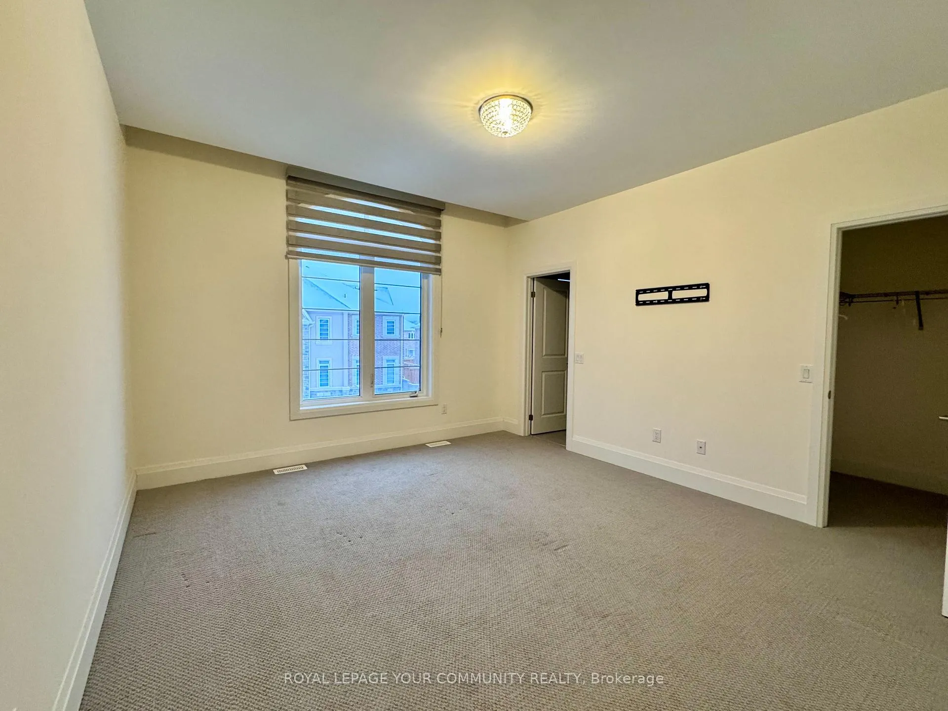 Photo 8 of 38 Elverton Crescent, Brampton, Northwest Brampton — HOMEH