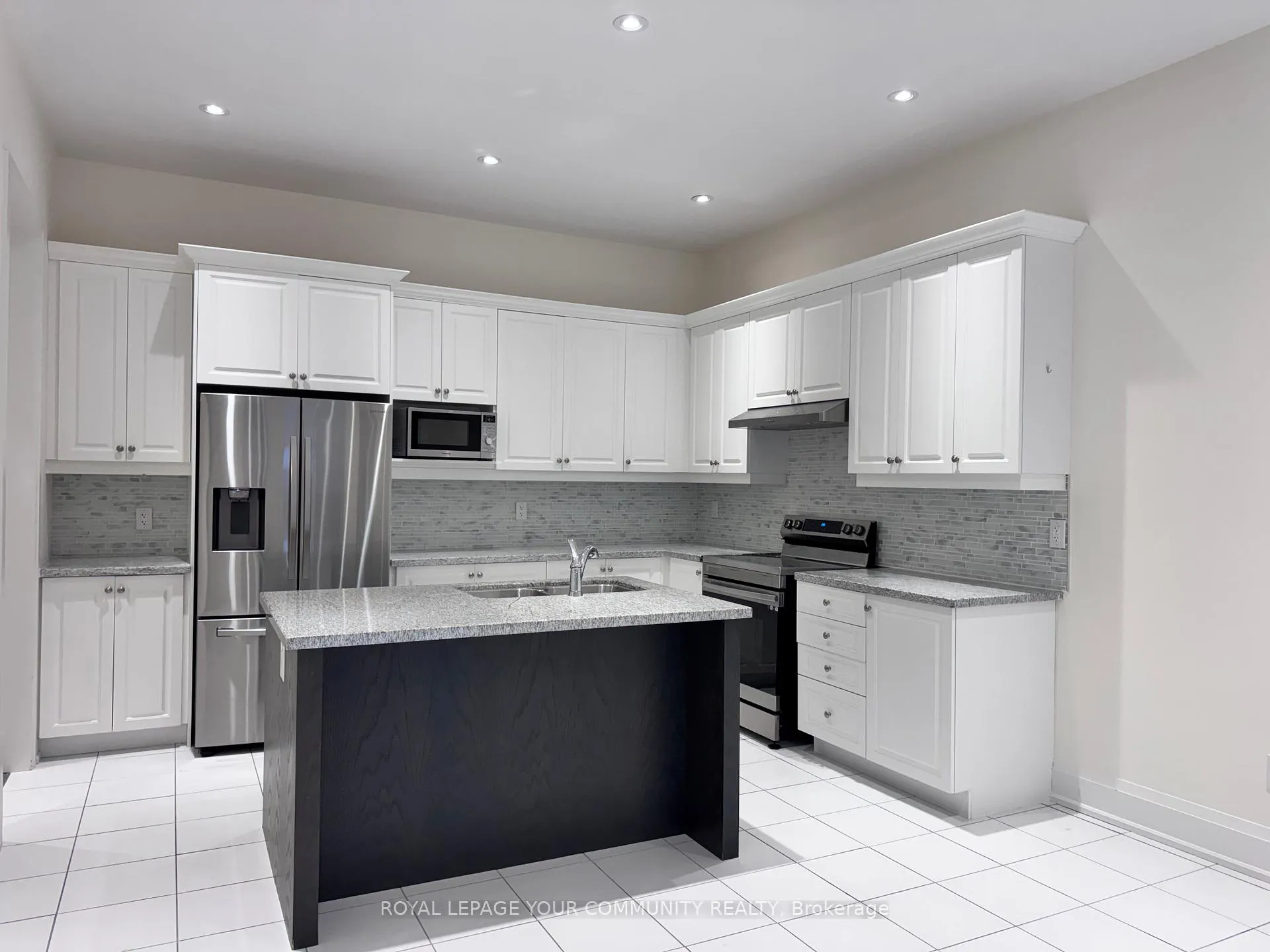 Photo 29 of 38 Elverton Crescent, Brampton, Northwest Brampton — HOMEH