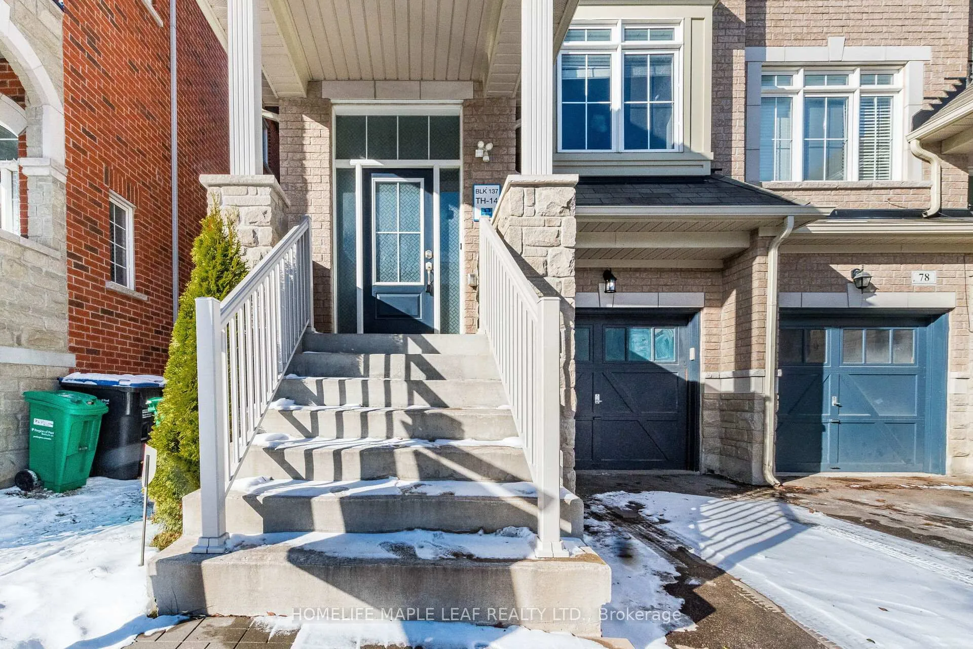 Photo 3 of 76 Rockman Crescent, Brampton, Northwest Brampton — HOMEH