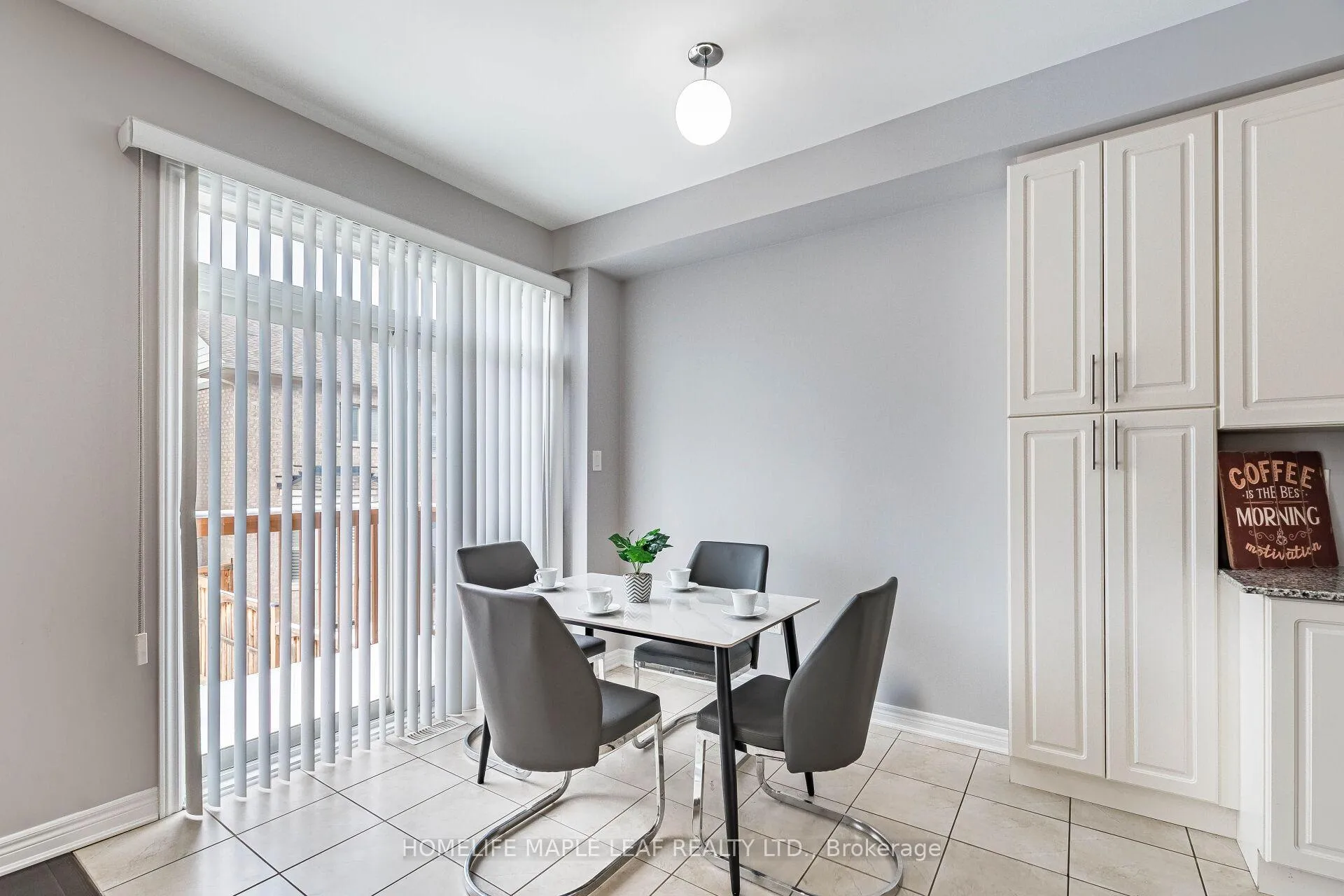 Photo 17 of 76 Rockman Crescent, Brampton, Northwest Brampton — HOMEH