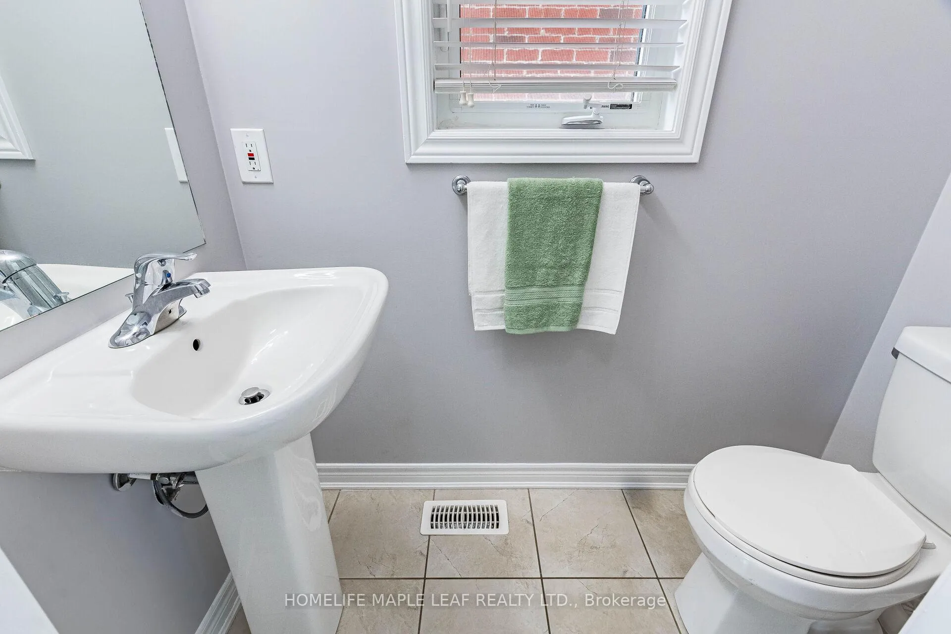 Photo 20 of 76 Rockman Crescent, Brampton, Northwest Brampton — HOMEH