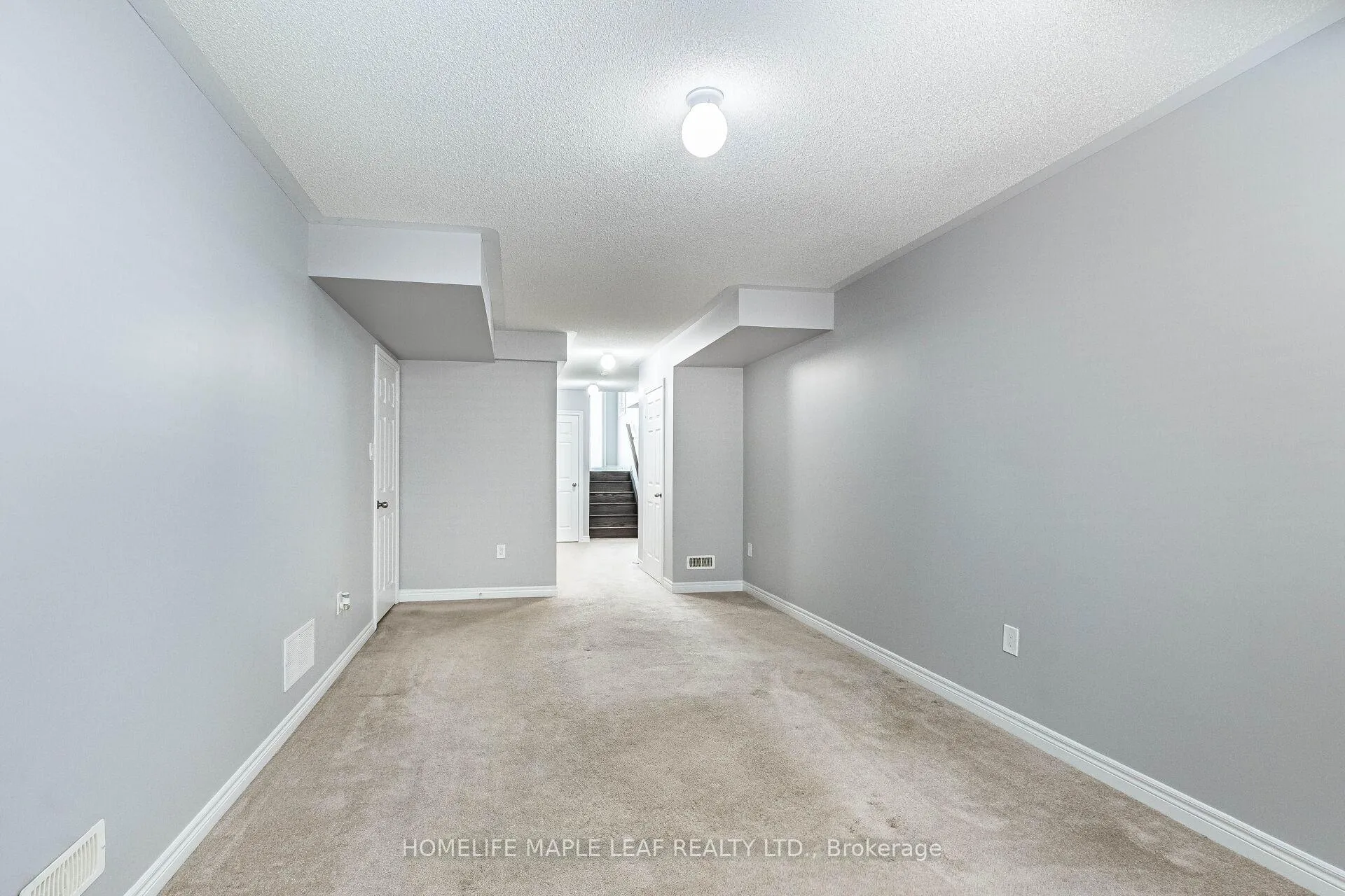 Photo 43 of 76 Rockman Crescent, Brampton, Northwest Brampton — HOMEH